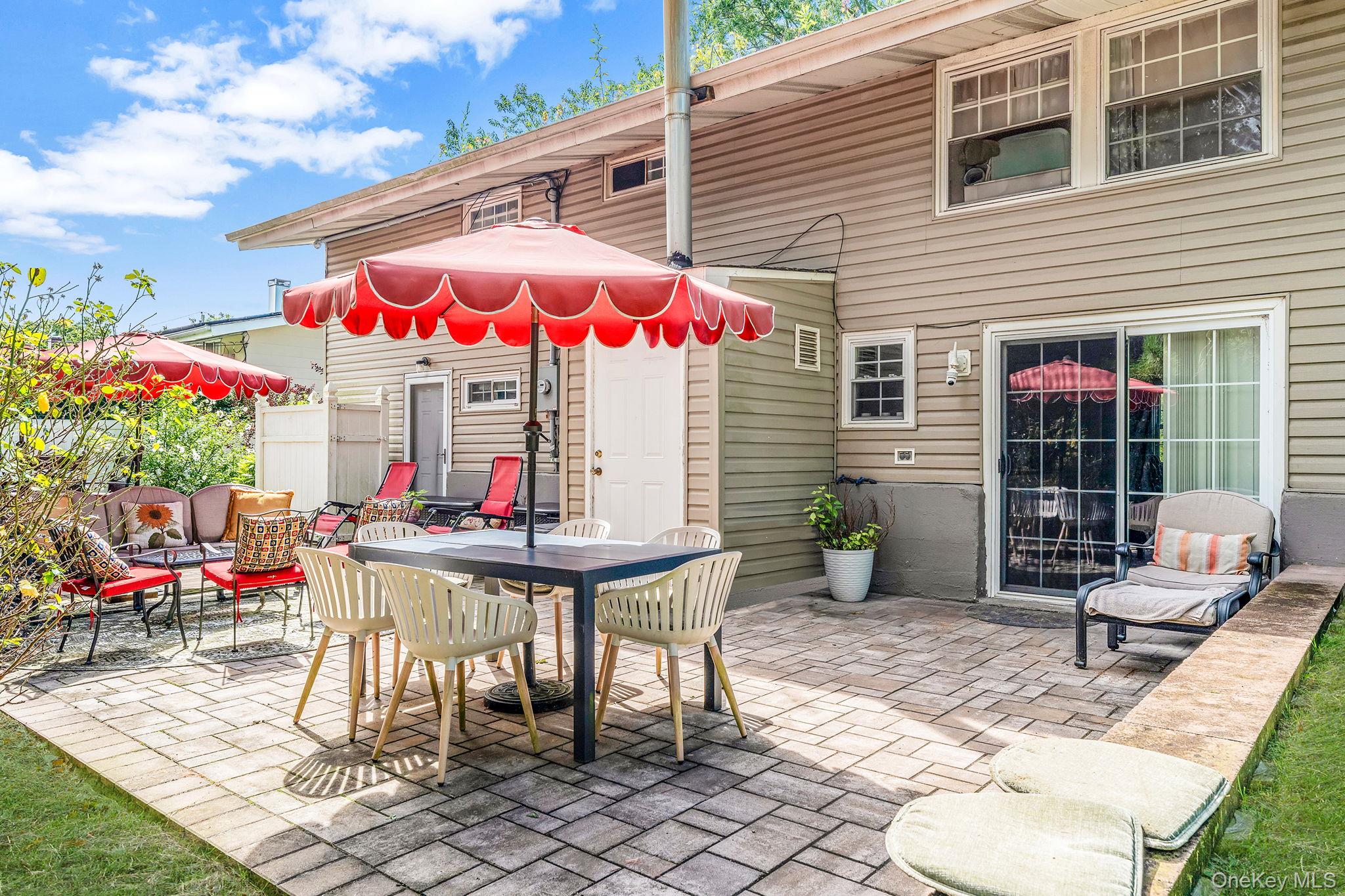 #18 photo, 27 Split Cedar Drive, Islandia , NY 11749