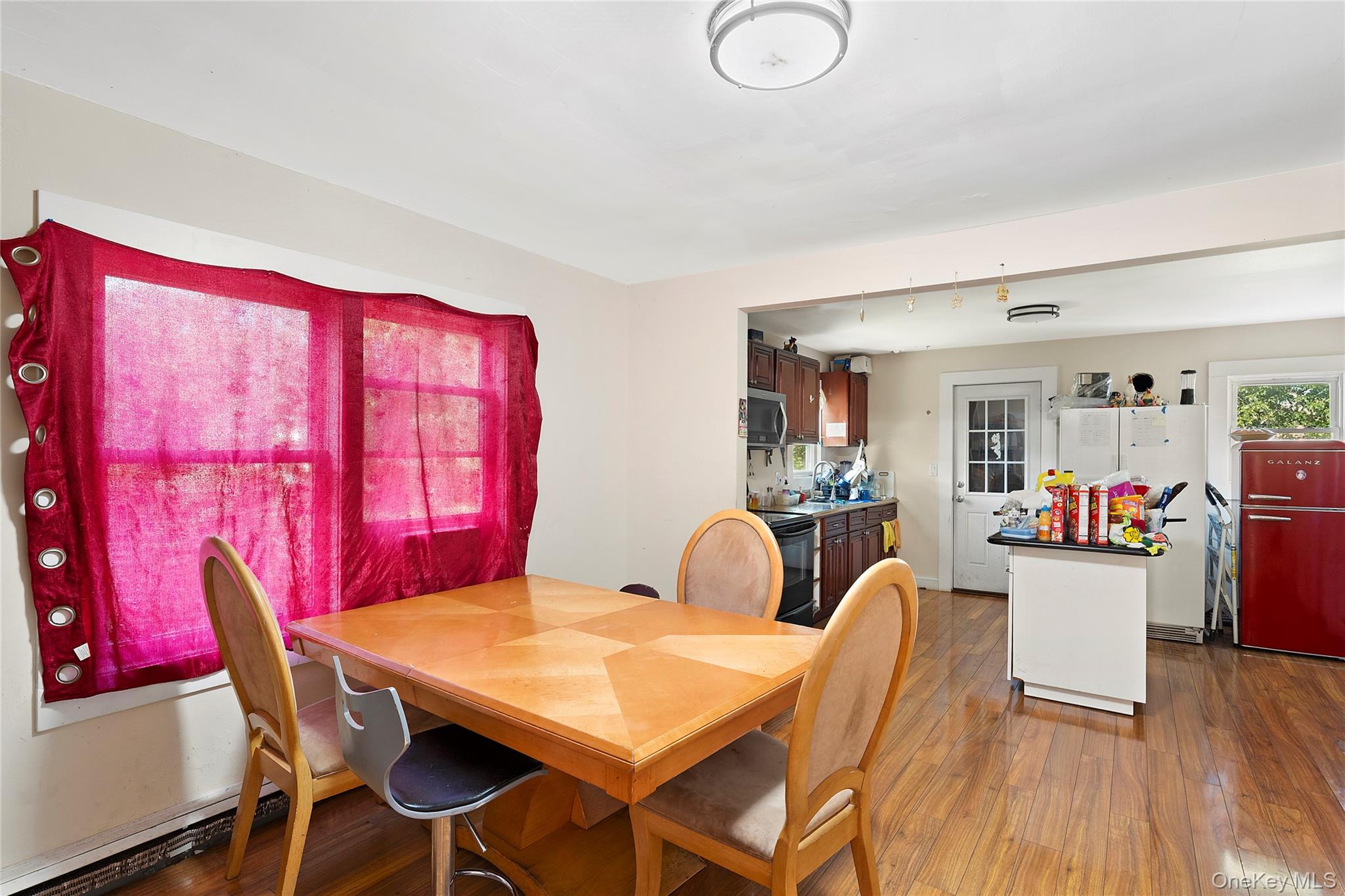 #3 photo, 135 Lake Avenue, सफ़ोक काउंटी Flanders , NY 11901