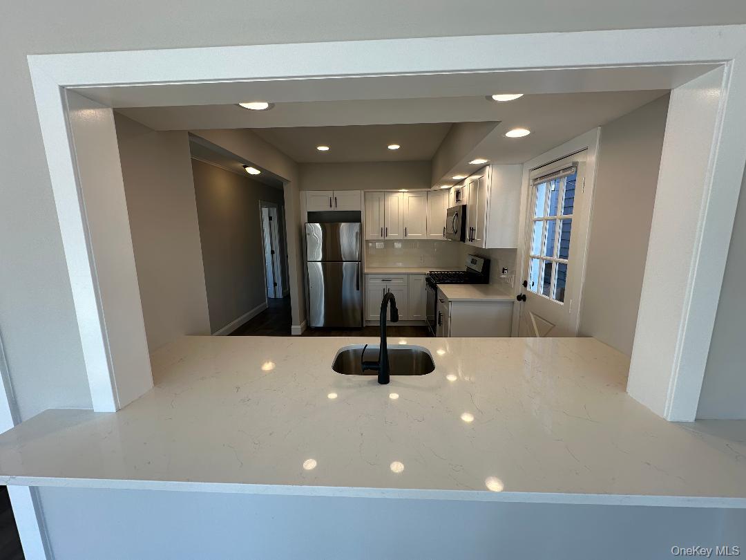 #8 photo, 84 Rochester Avenue, Long Beach , NY 11561