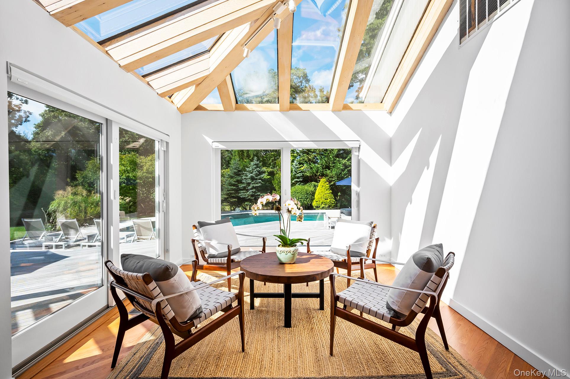 #12 photo, 1 Acorn Path, サフォーク郡 Quogue , NY 11959