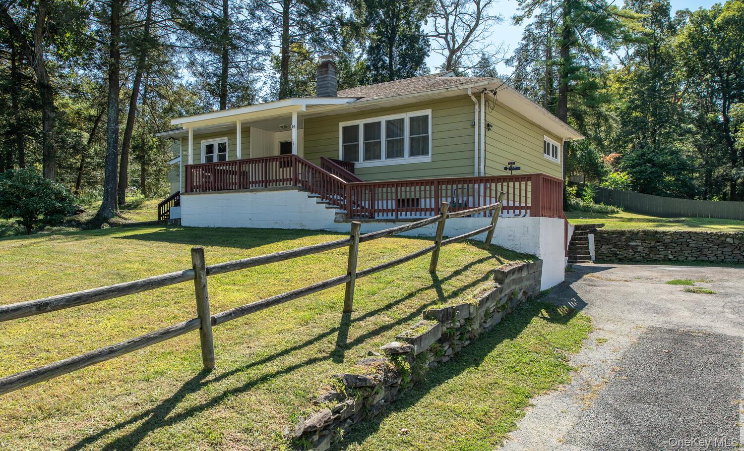 #4 photo, 44 Pine Woods Road, Hyde Park , NY 12538