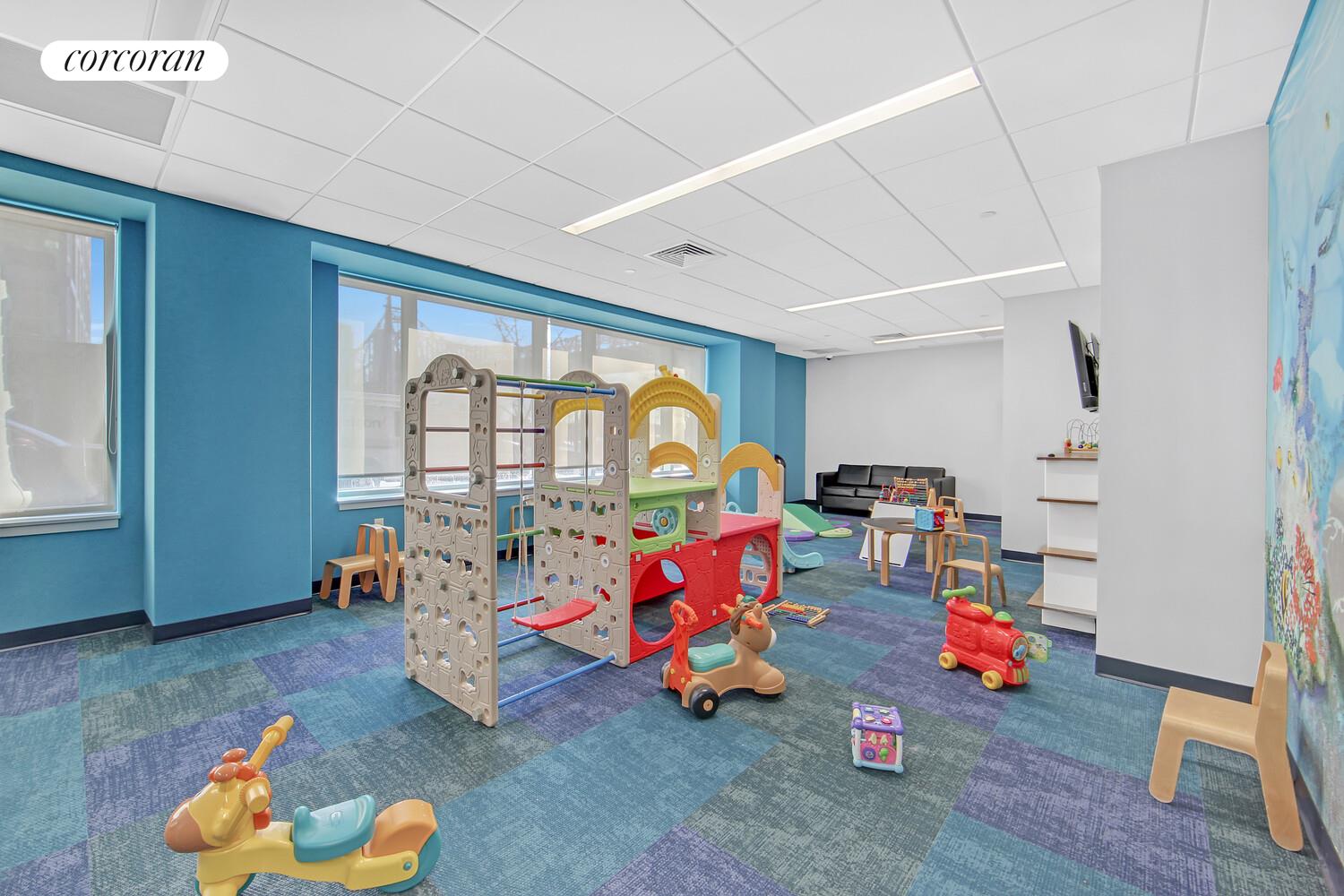 #15 photo, New York City, マンハッタン Roosevelt Island , NY 10044