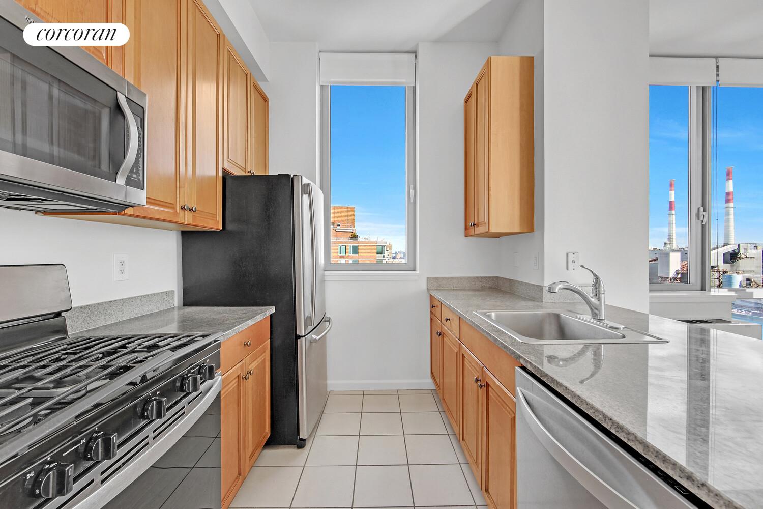 #3 photo, New York City, マンハッタン Roosevelt Island , NY 10044