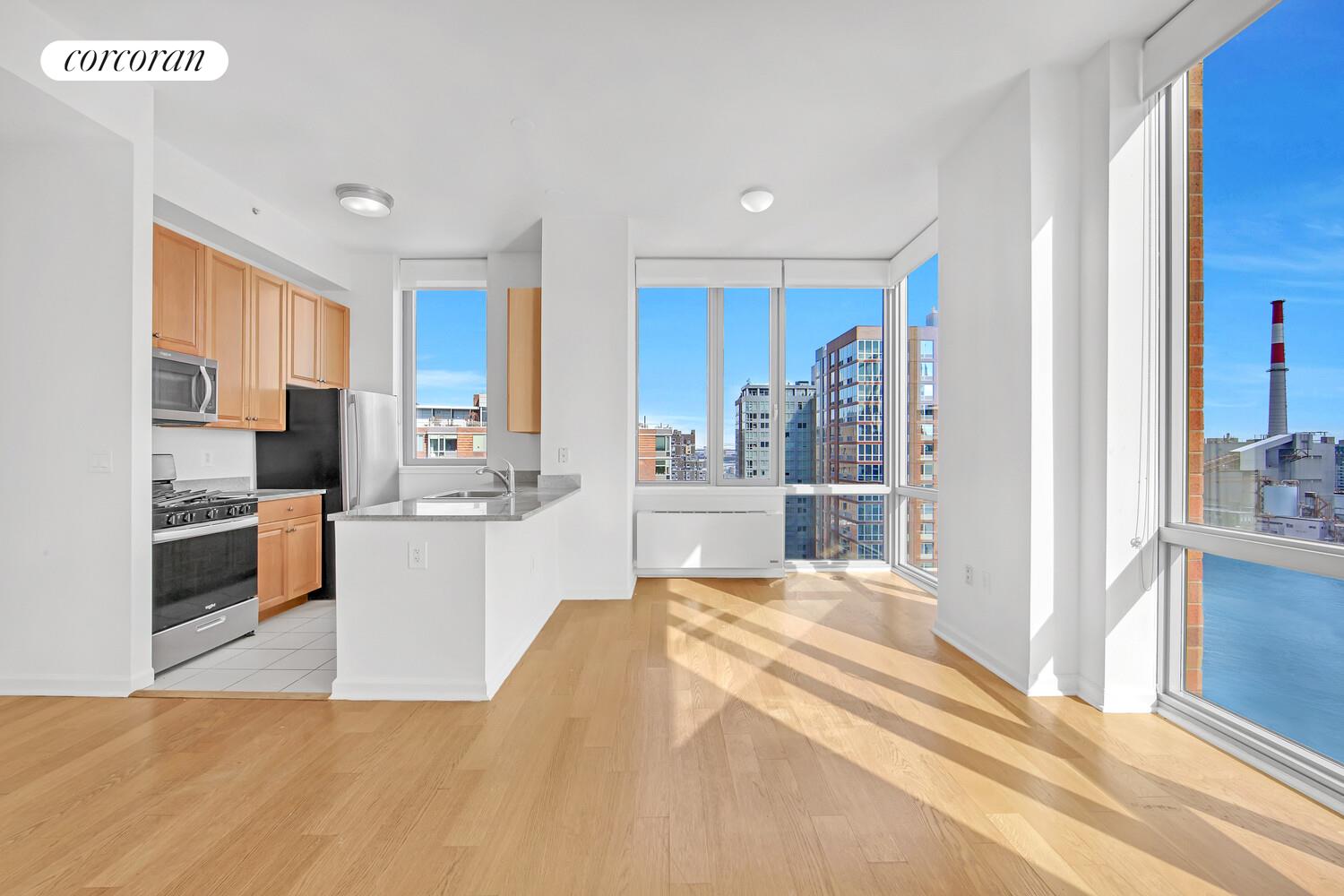 #4 photo, New York City, マンハッタン Roosevelt Island , NY 10044