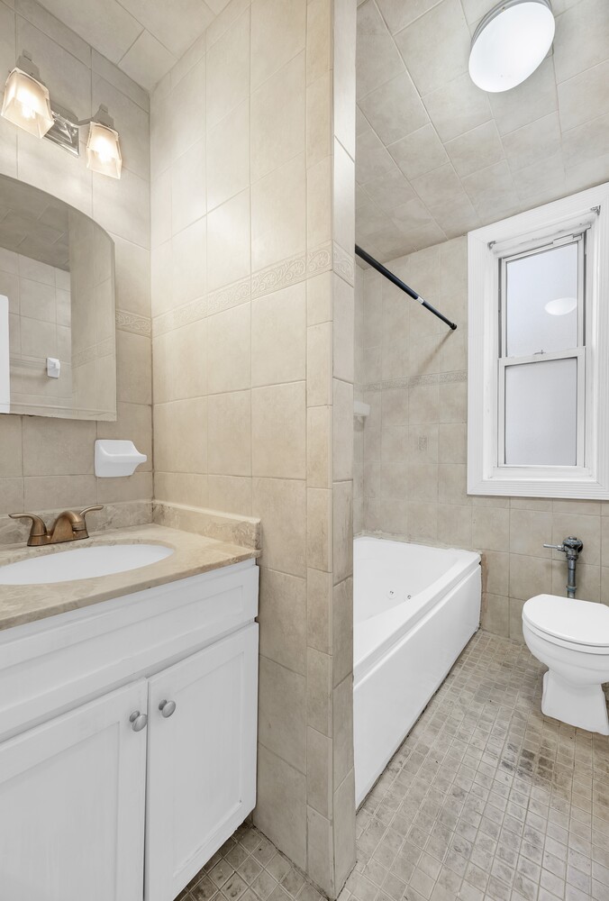 #5 photo, 1075 GRAND CONCOURSE, Concourse , NY 10452