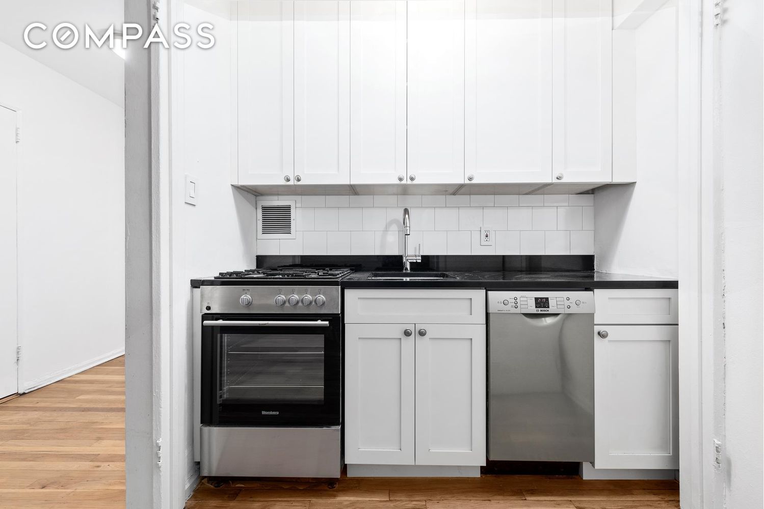 #4 photo, New York City, Lenox Hill , NY 10021