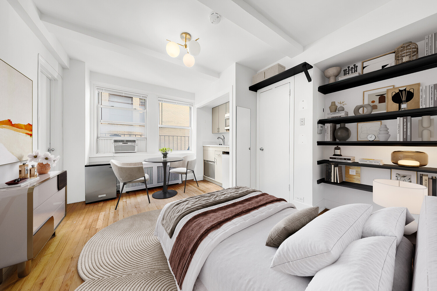 #1 photo, 321 E 43RD Street, マンハッタン Turtle Bay , NY 10017