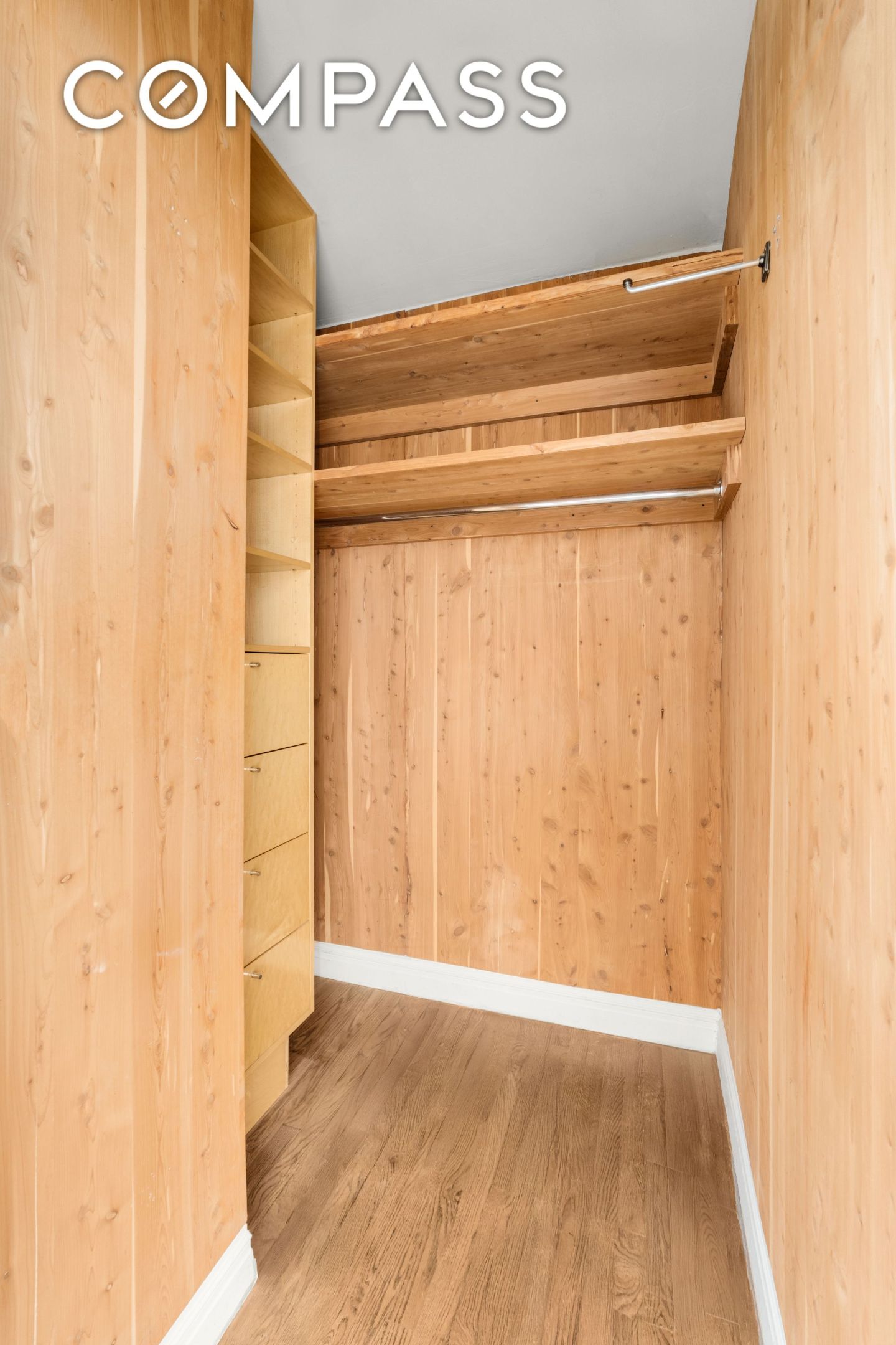 #9 photo, 35-25 77th Street, クイーンズ区 Jackson Heights , NY 11372