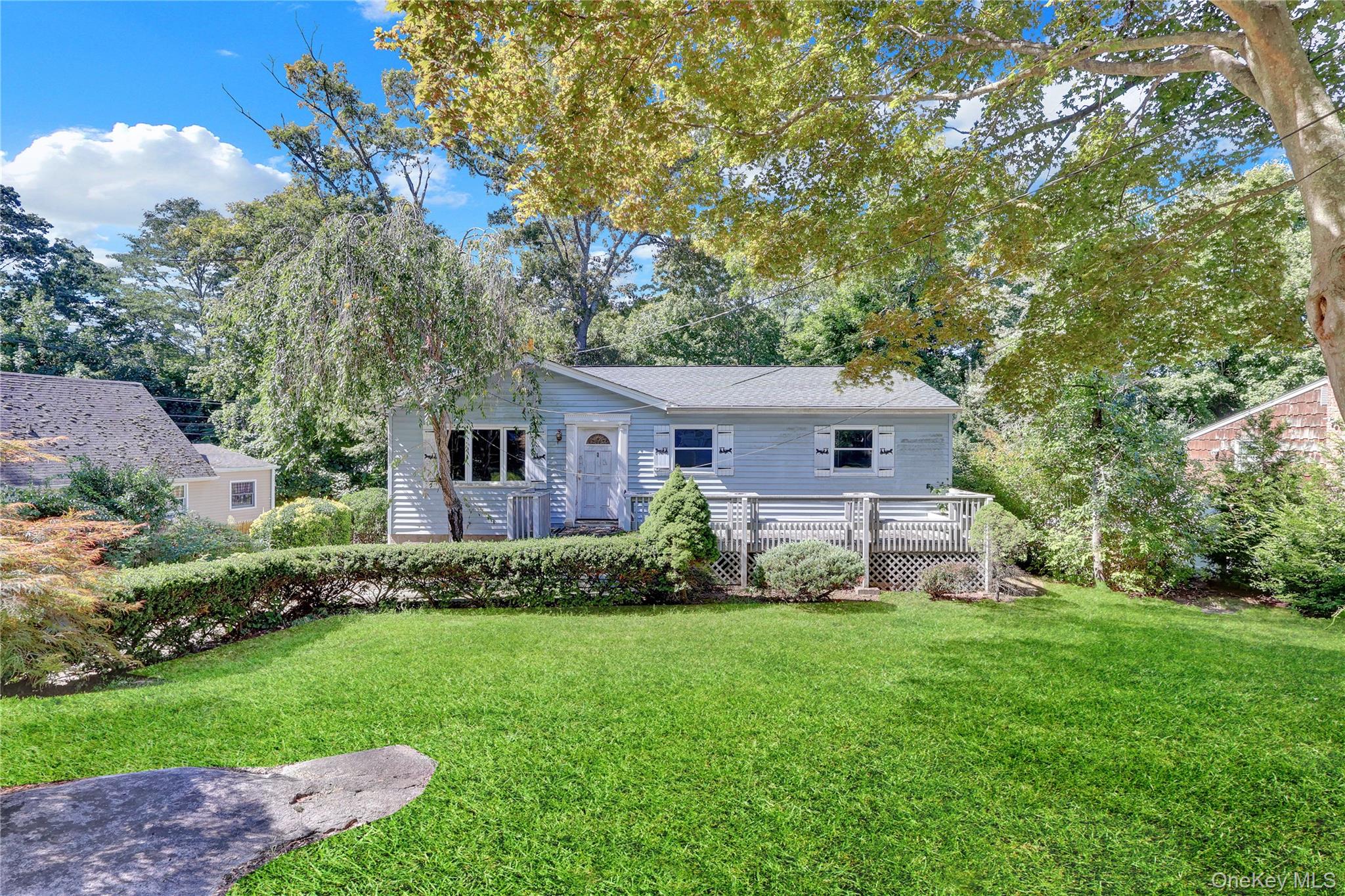 #2 photo, 6 Palm Road, Rocky Point , NY 11778