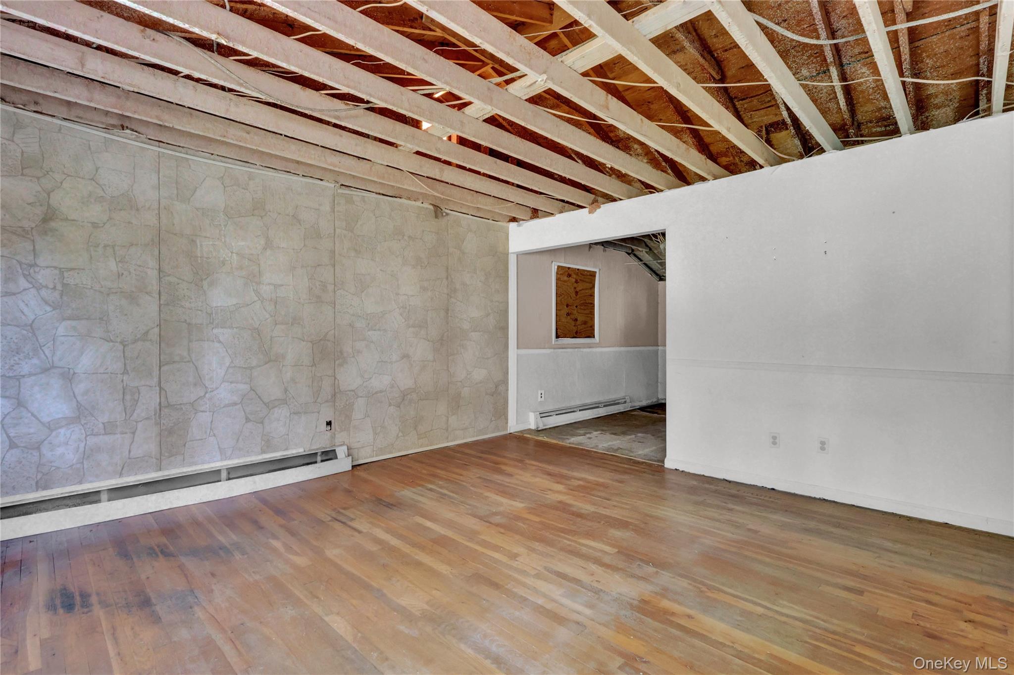 #4 photo, 6 Palm Road, Rocky Point , NY 11778