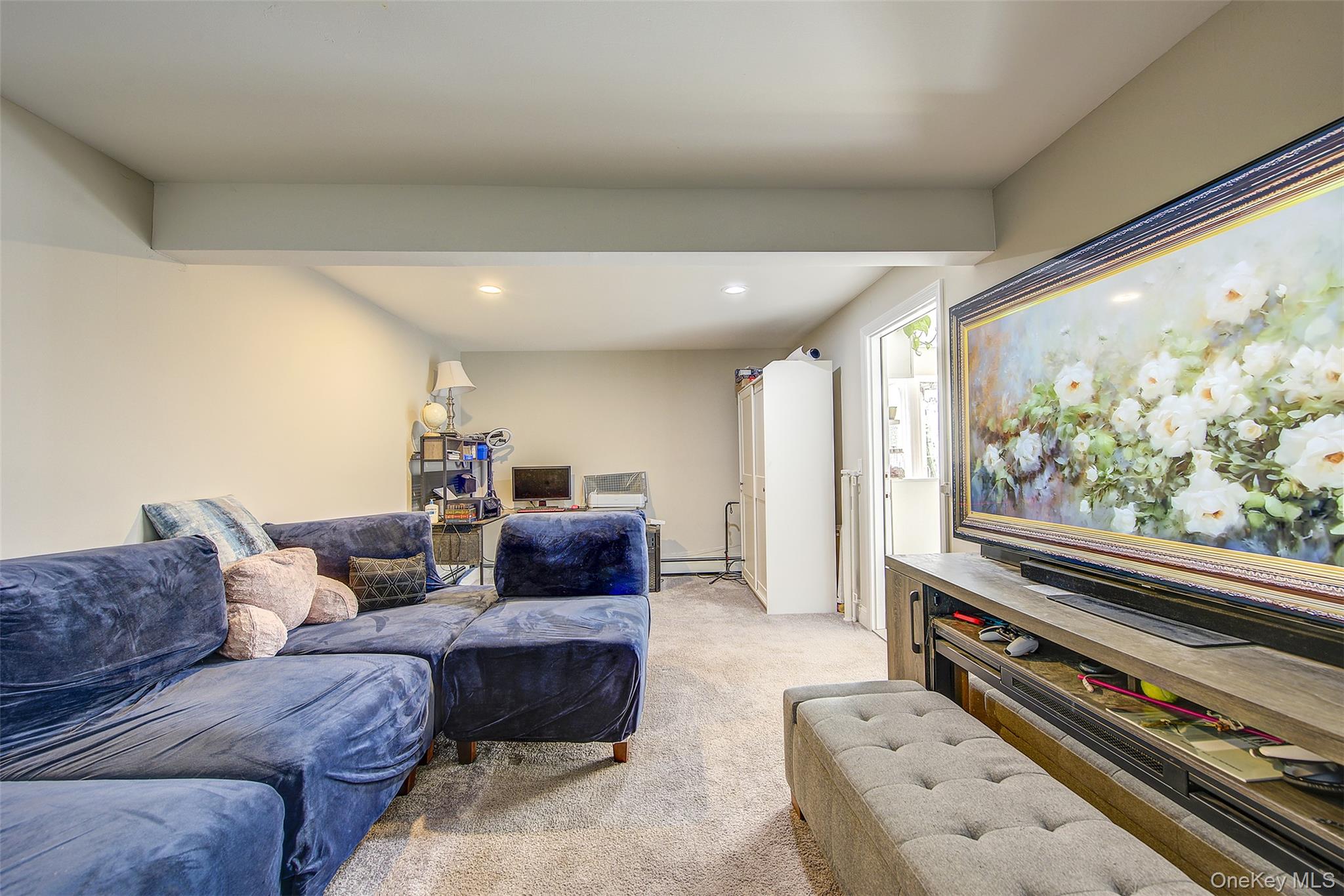 #13 photo, 34 Hawthorne Street, Mount Sinai , NY 11766