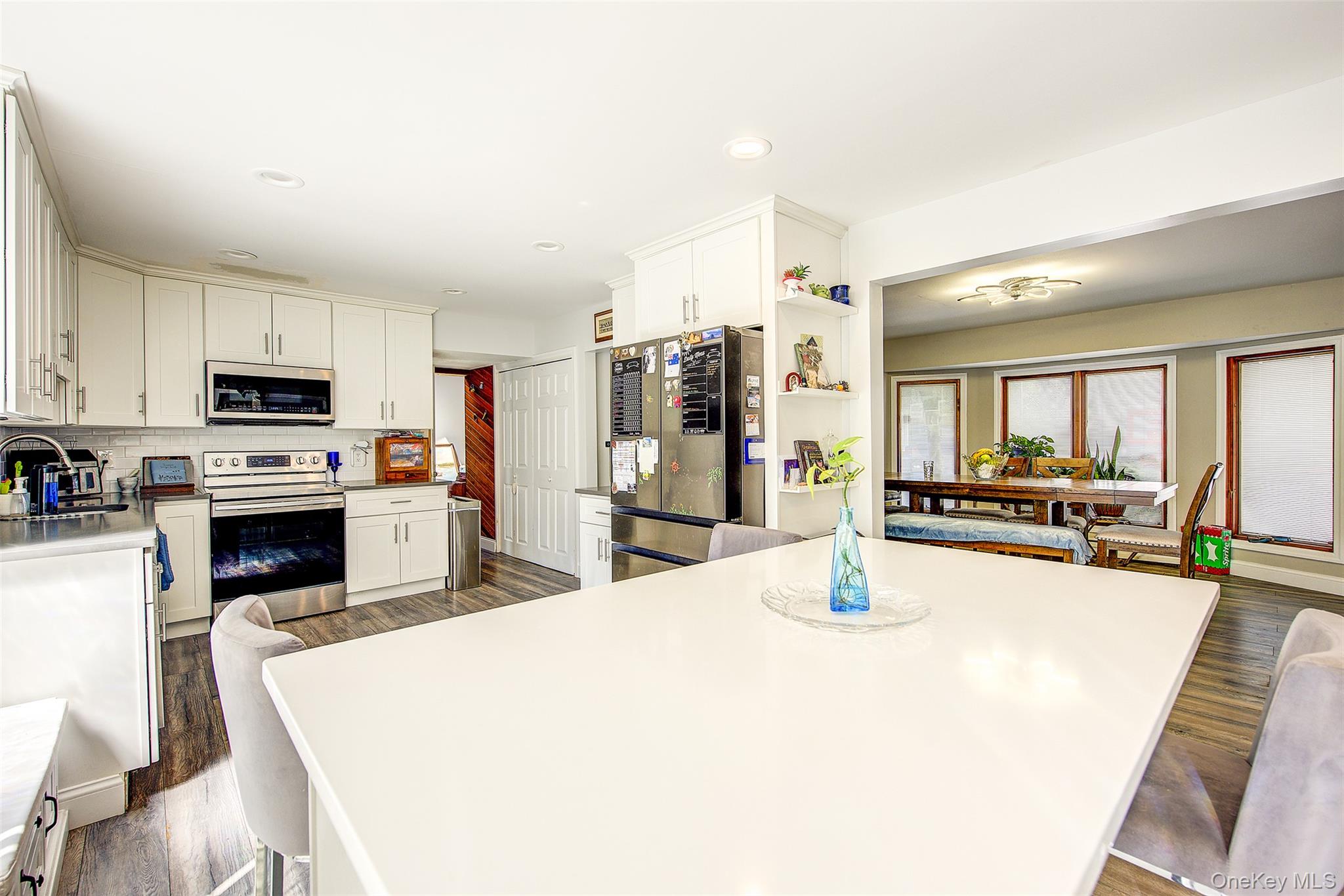 #6 photo, 34 Hawthorne Street, Mount Sinai , NY 11766