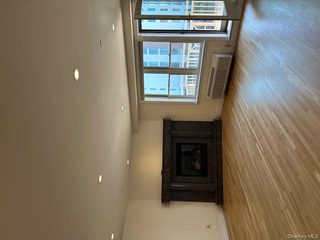 #4 photo, 125 E. Broadway, Long Beach , NY 11561