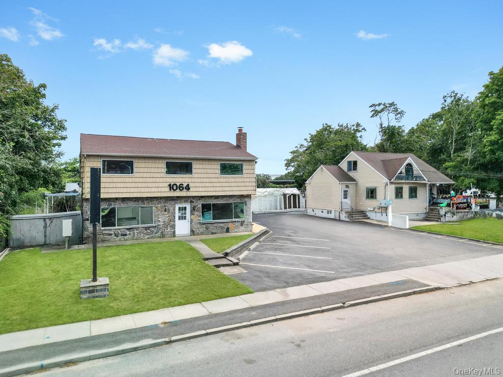 #1 photo, 1064 Suffolk, サフォーク郡 Brentwood , NY 11717