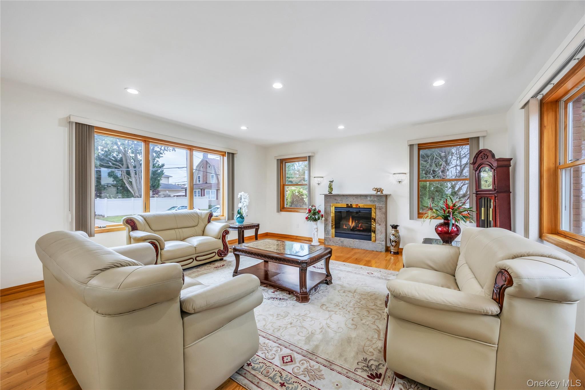 #3 photo, 29 Grove Street, Hicksville , NY 11801