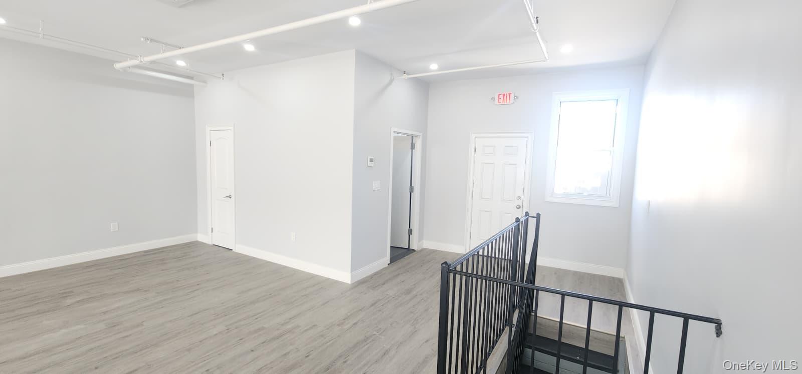 #12 photo, 660 Port Washington Boulevard, ナッソー郡 Port Washington , NY 11050