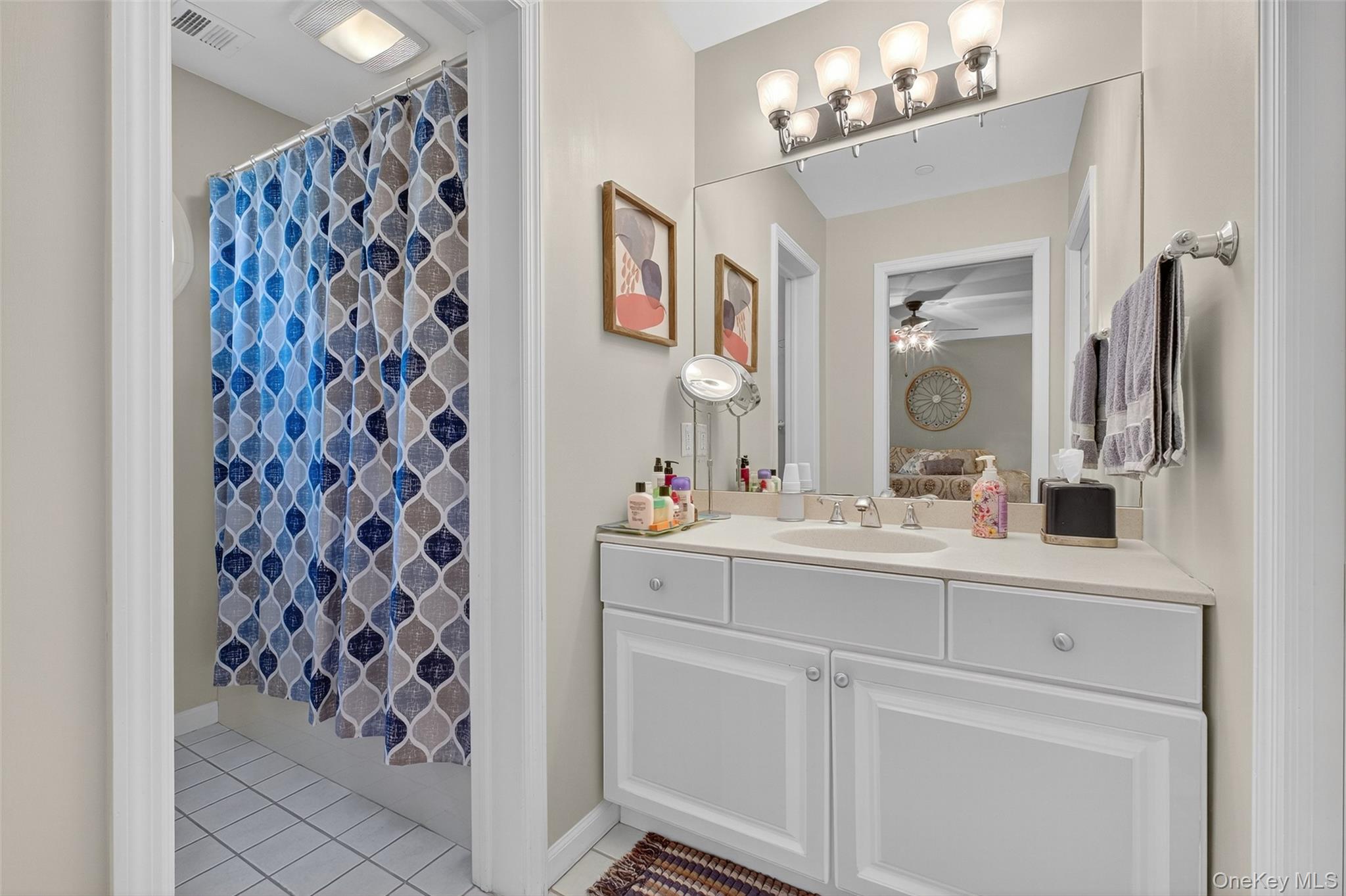 #6 photo, 646 E Main Street, Jefferson Valley , NY 10535