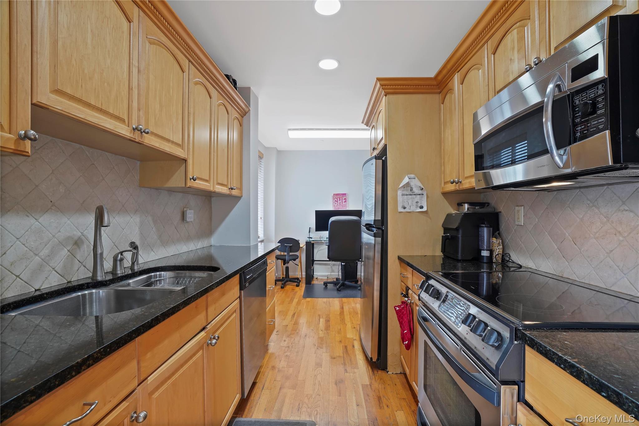 #12 photo, 55 N Broadway, White Plains , NY 10601