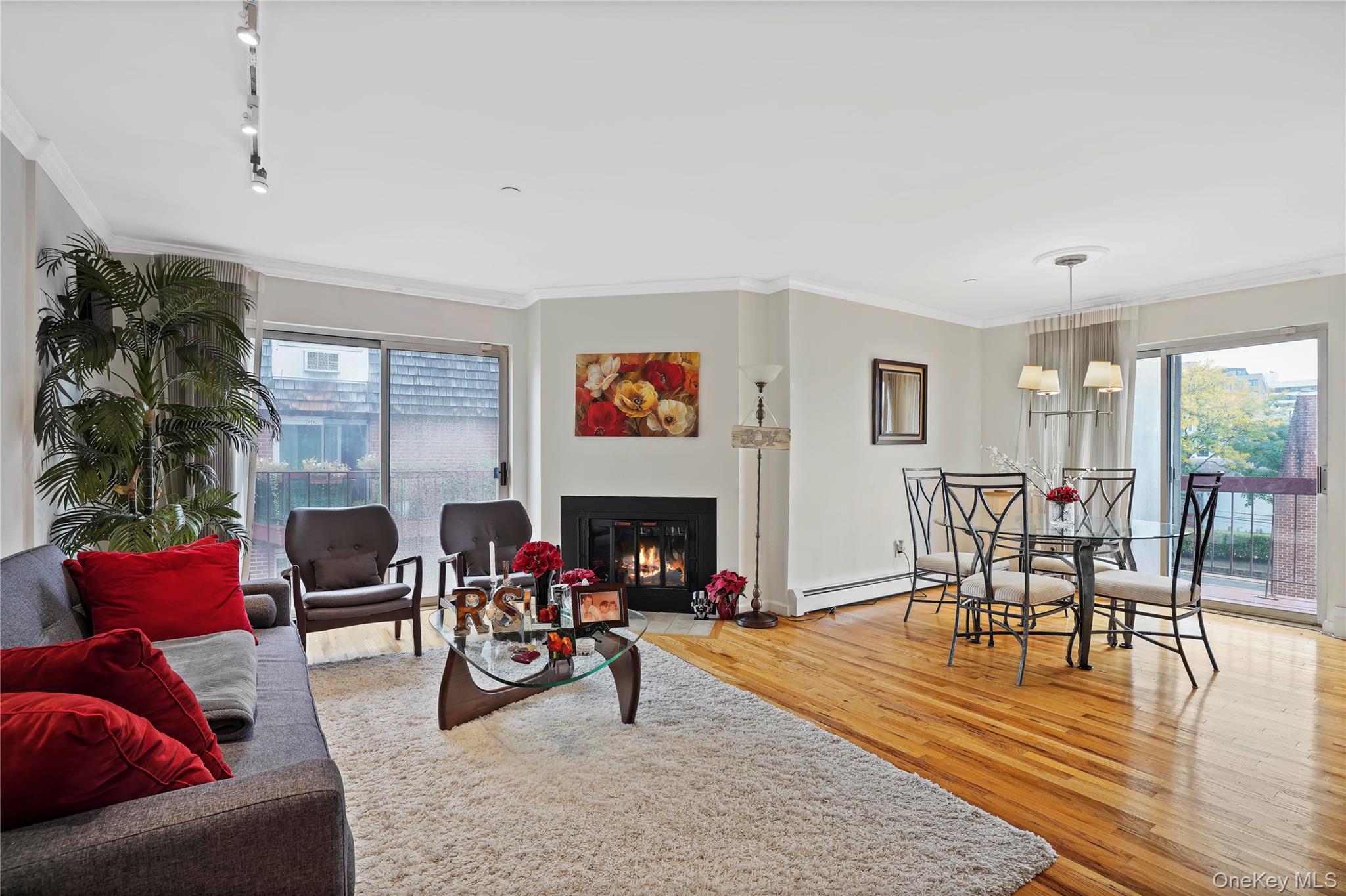 #8 photo, 55 N Broadway, White Plains , NY 10601