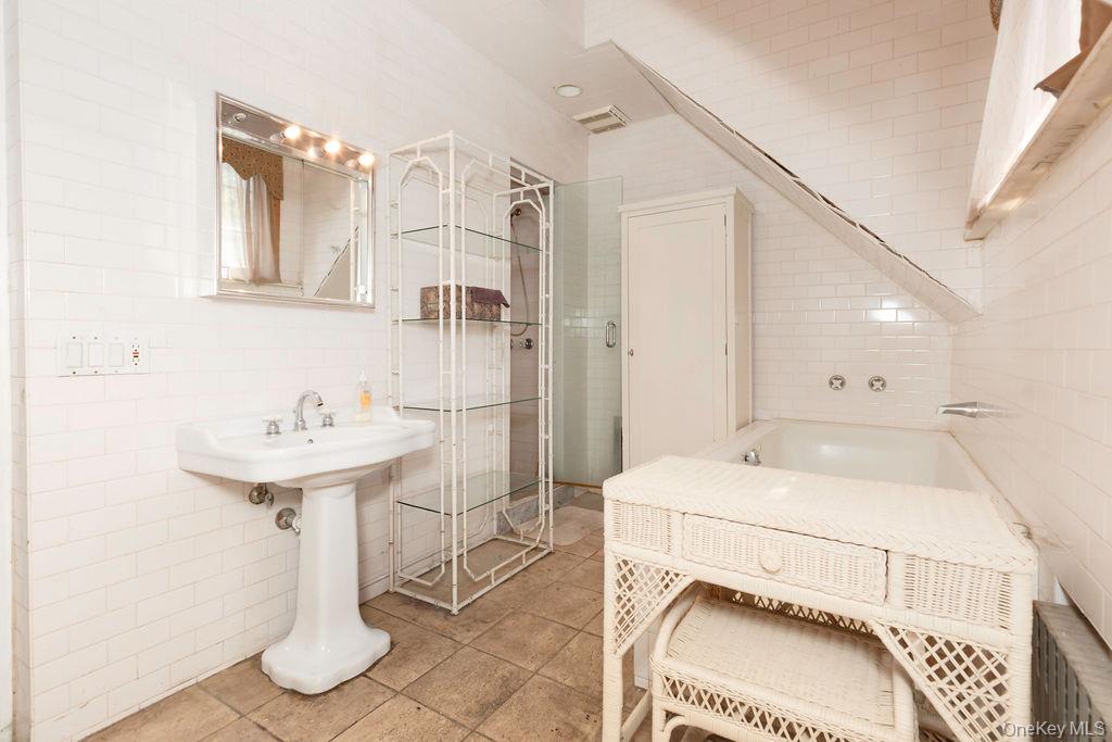 #15 photo, 246 Weyman Avenue, New Rochelle , NY 10805