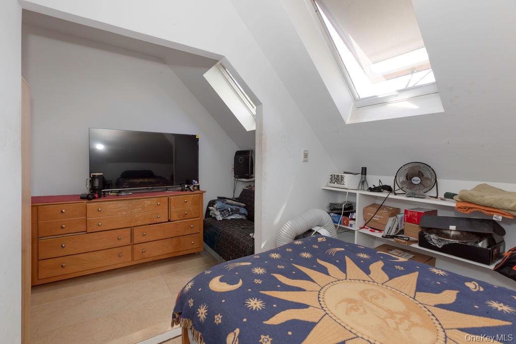 #9 photo, 246 Weyman Avenue, New Rochelle , NY 10805