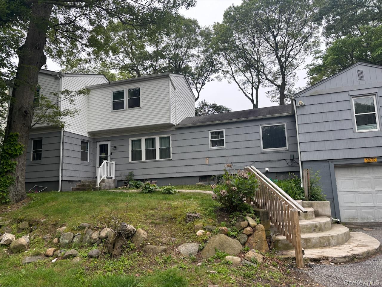 #1 photo, 2 Barbara Lane, सफ़ोक काउंटी Medford , NY 11763