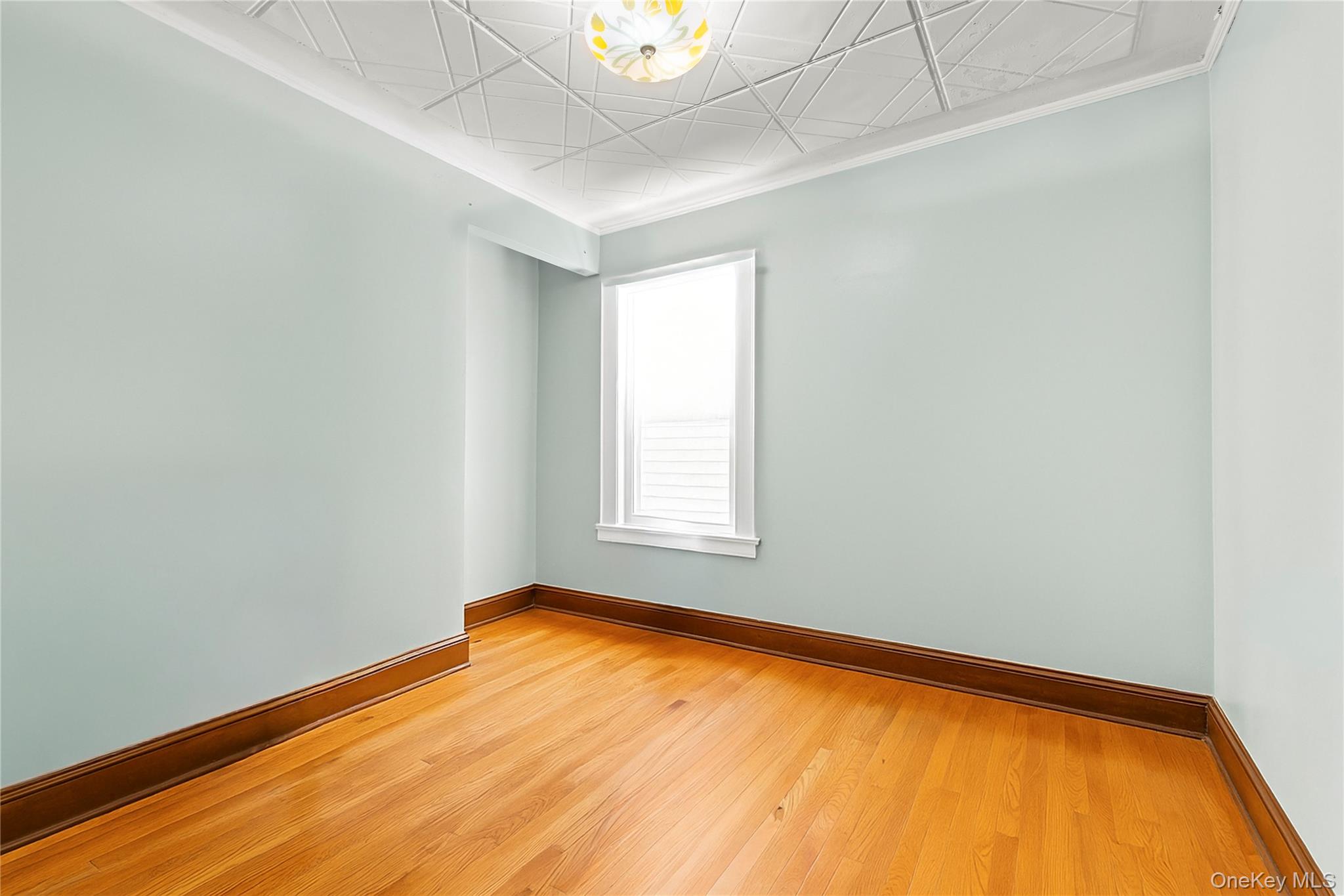 #8 photo, 8506 79th Street, クイーンズ区 Woodhaven , NY 11421