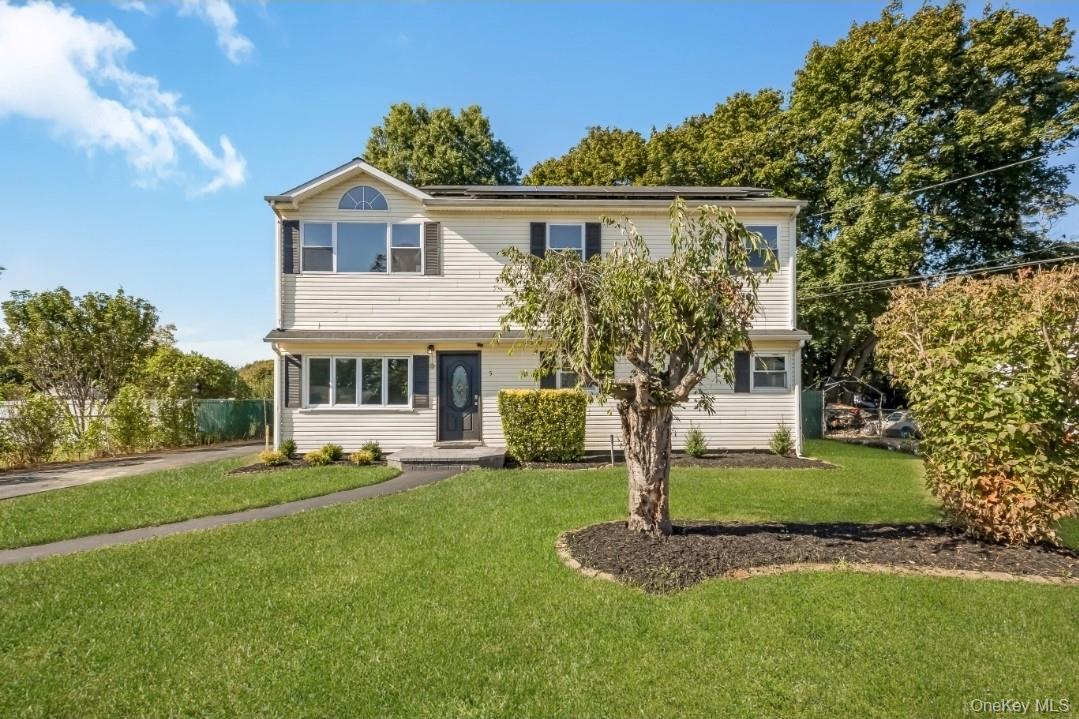 #1 photo, 5 Doolittle Street, सफ़ोक काउंटी Brentwood , NY 11717