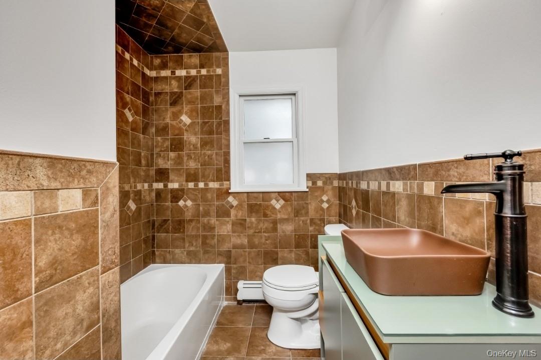 #17 photo, 31 Fuller Avenue, West Babylon , NY 11704