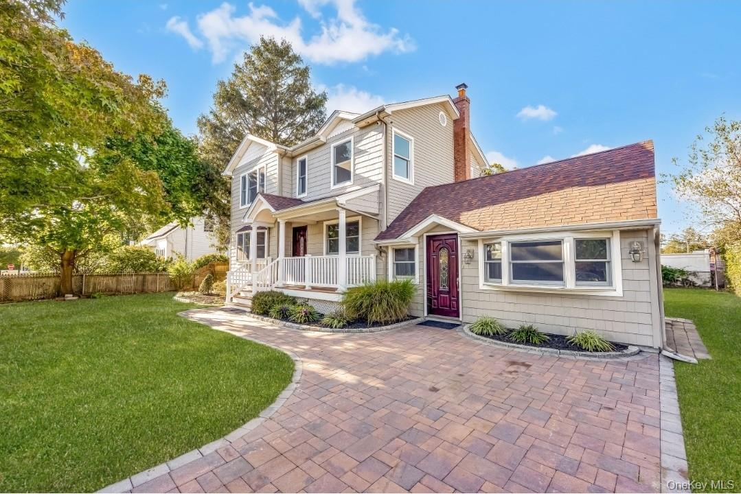 #2 photo, 31 Fuller Avenue, West Babylon , NY 11704