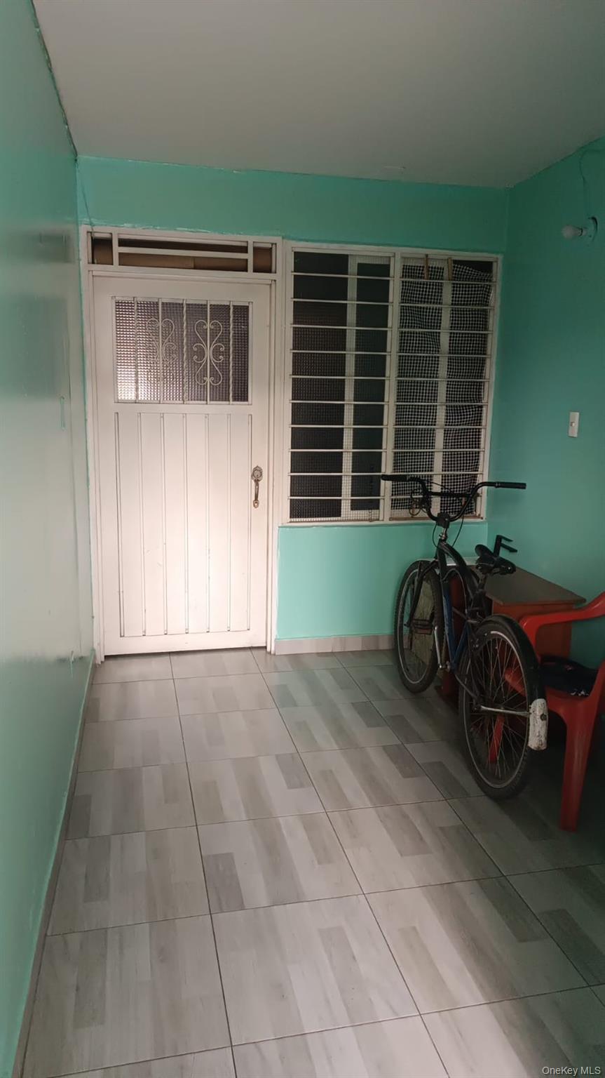 #7 photo, Cl. 44 # 12-51, Comuna 8, E Cl. 44 # 12-51, Comuna 8, Cali, Valle del Cauca, Street, Other ,  760041