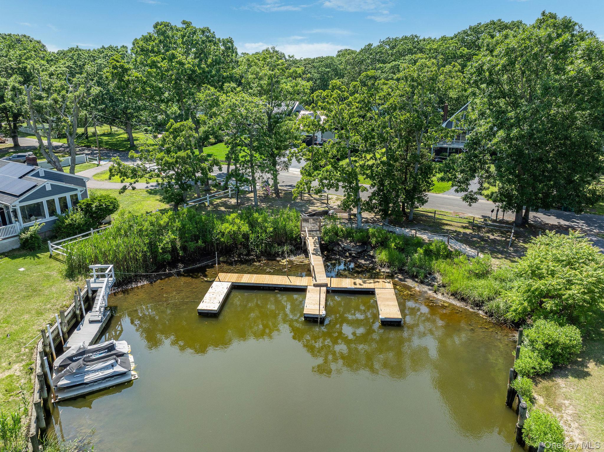 #18 photo, 1700 Smith Drive, サフォーク郡 Southold , NY 11971