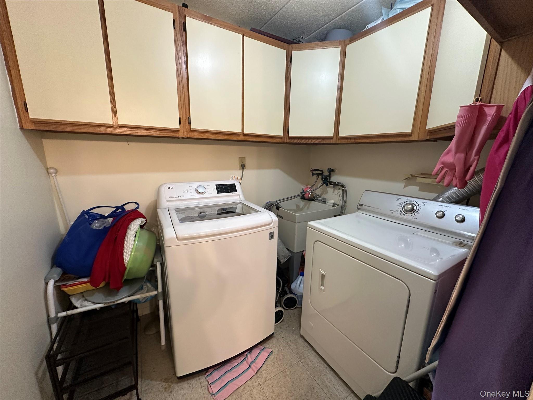 #18 photo, 68-05 242 Street, Little Neck , NY 11362