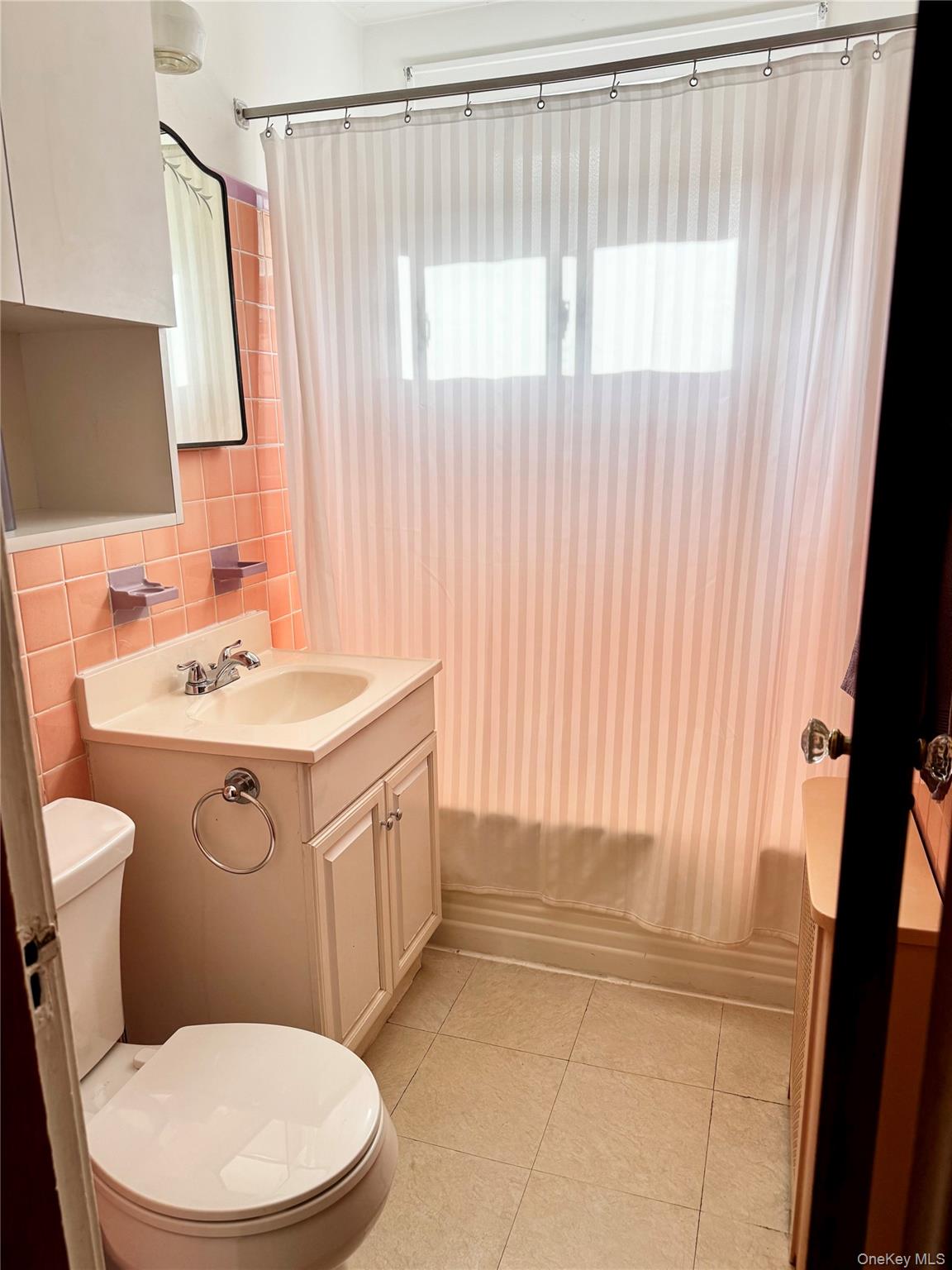 #16 photo, 77-42 74th Street, Glendale , NY 11385