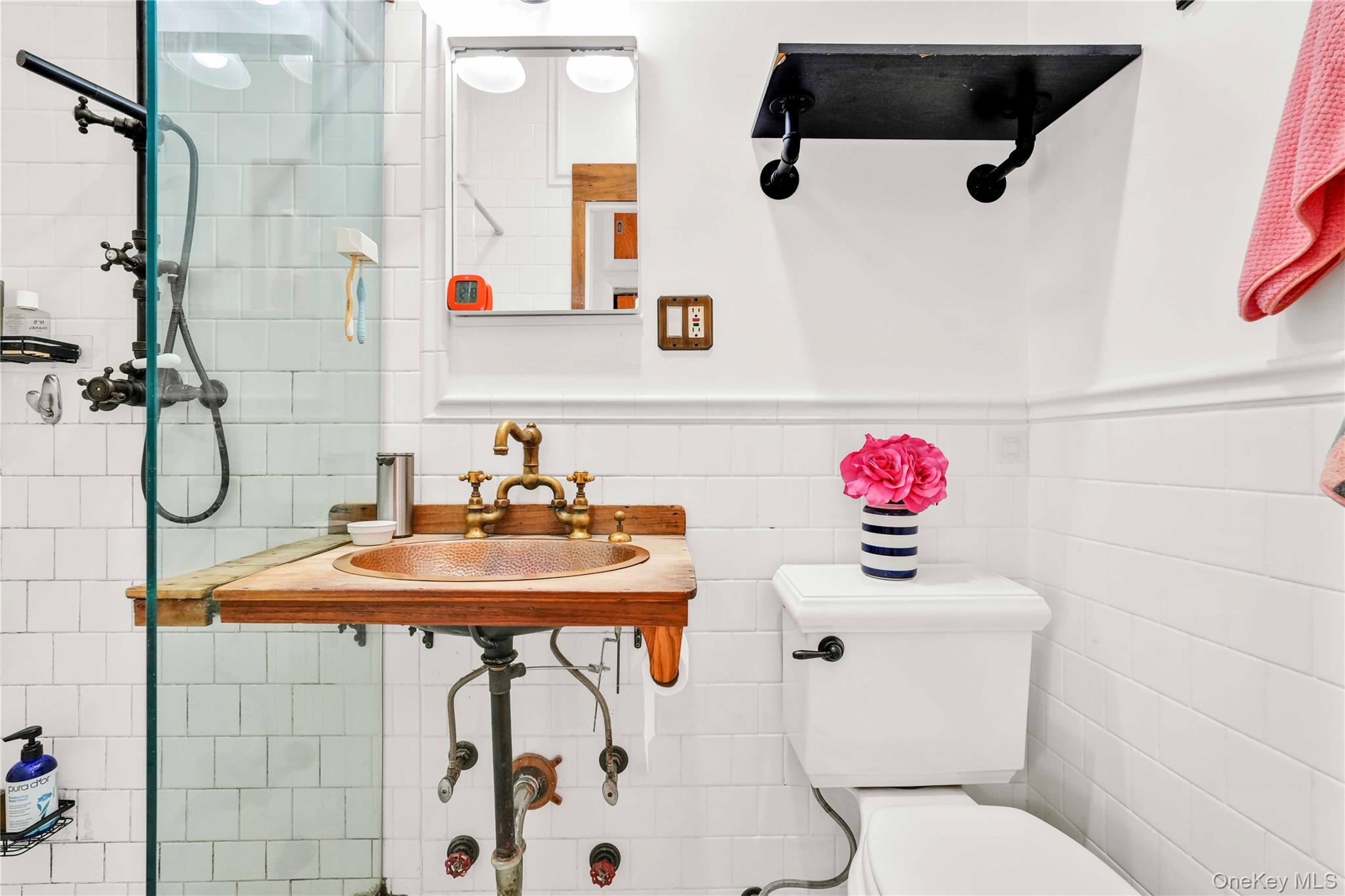 #15 photo, 2374 38th Street, Astoria , NY 11105