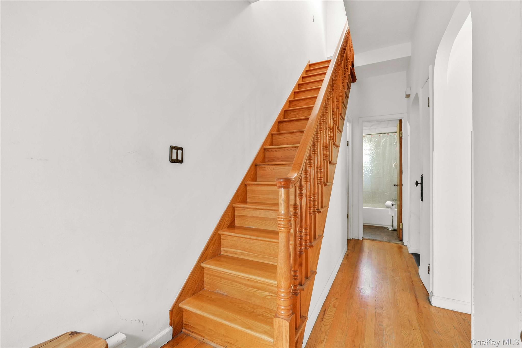 #6 photo, 2374 38th Street, Astoria , NY 11105