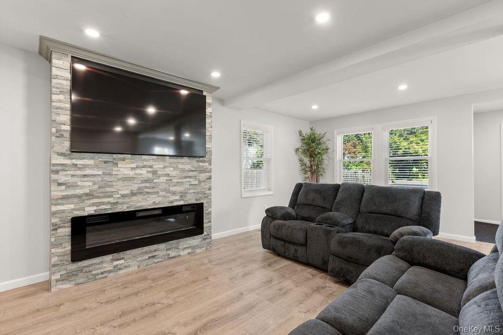 #6 photo, 15 Marcy Avenue, Huntington Station , NY 11746