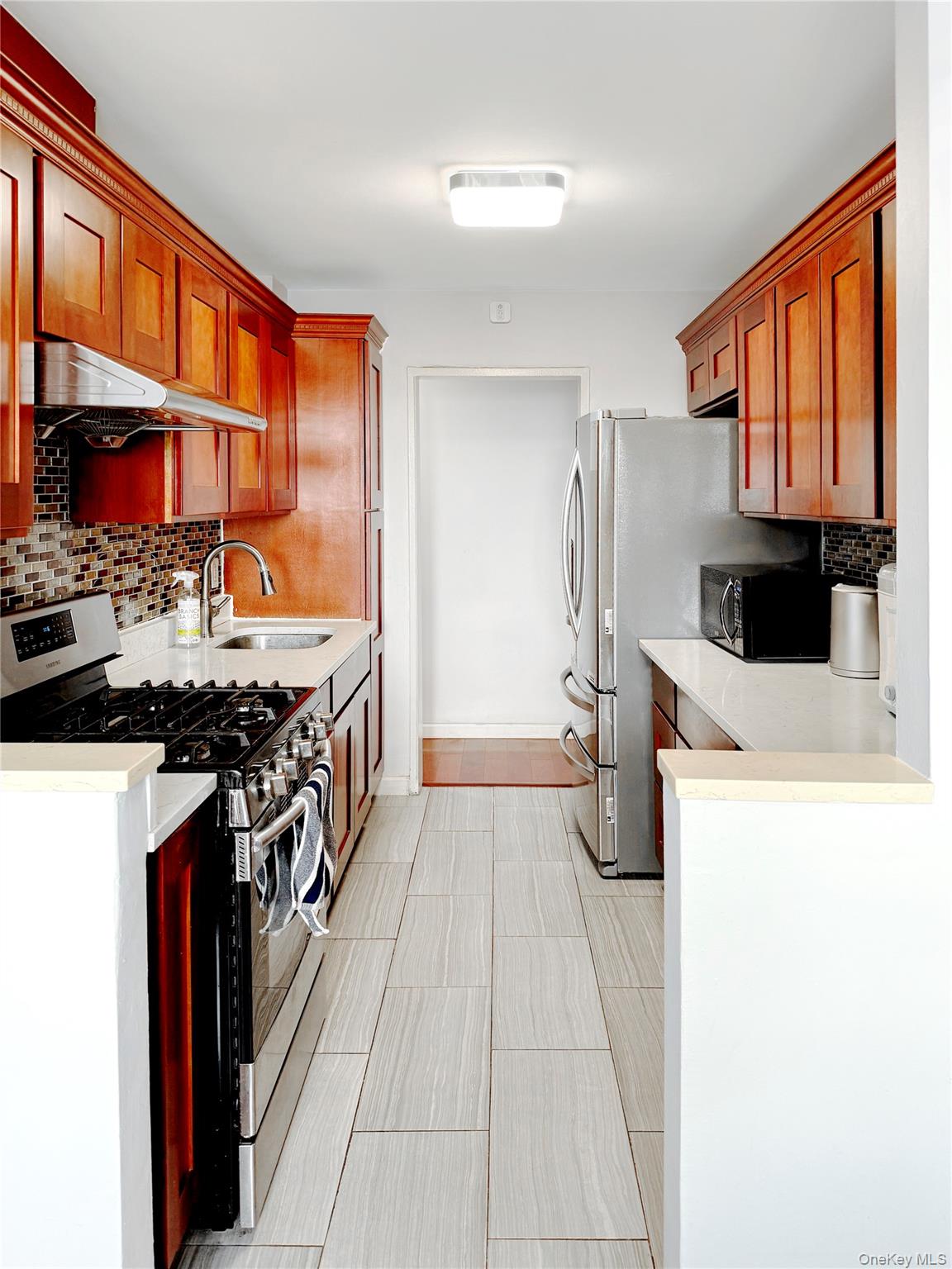 #6 photo, 43-10 Kissena Boulevard, Flushing , NY 11355