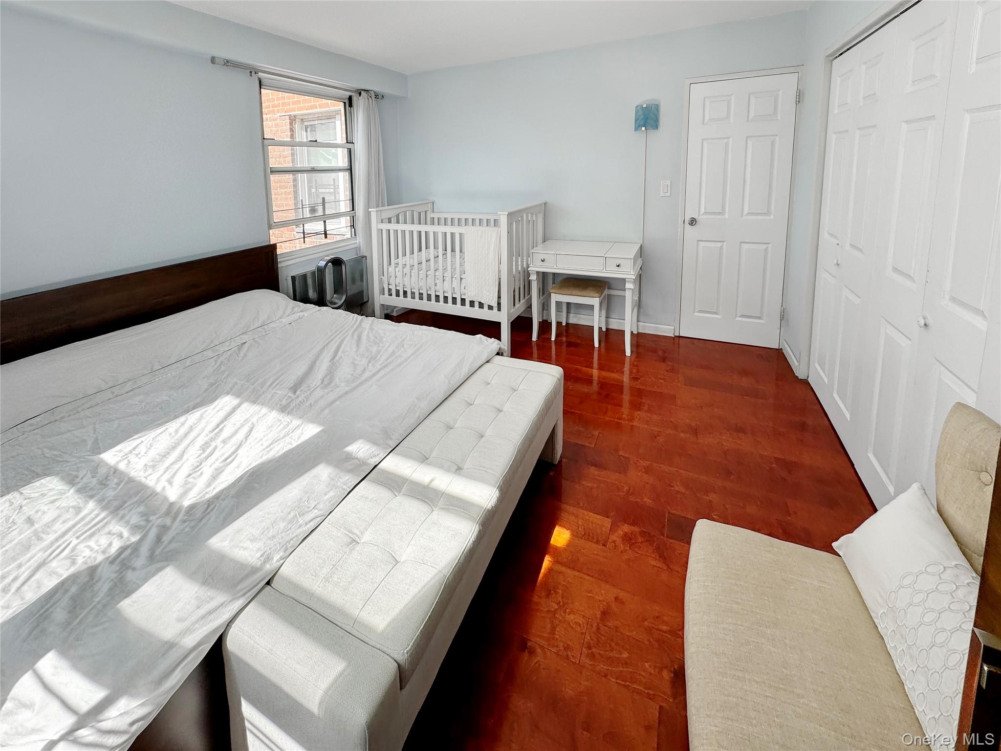 #9 photo, 43-10 Kissena Boulevard, Flushing , NY 11355