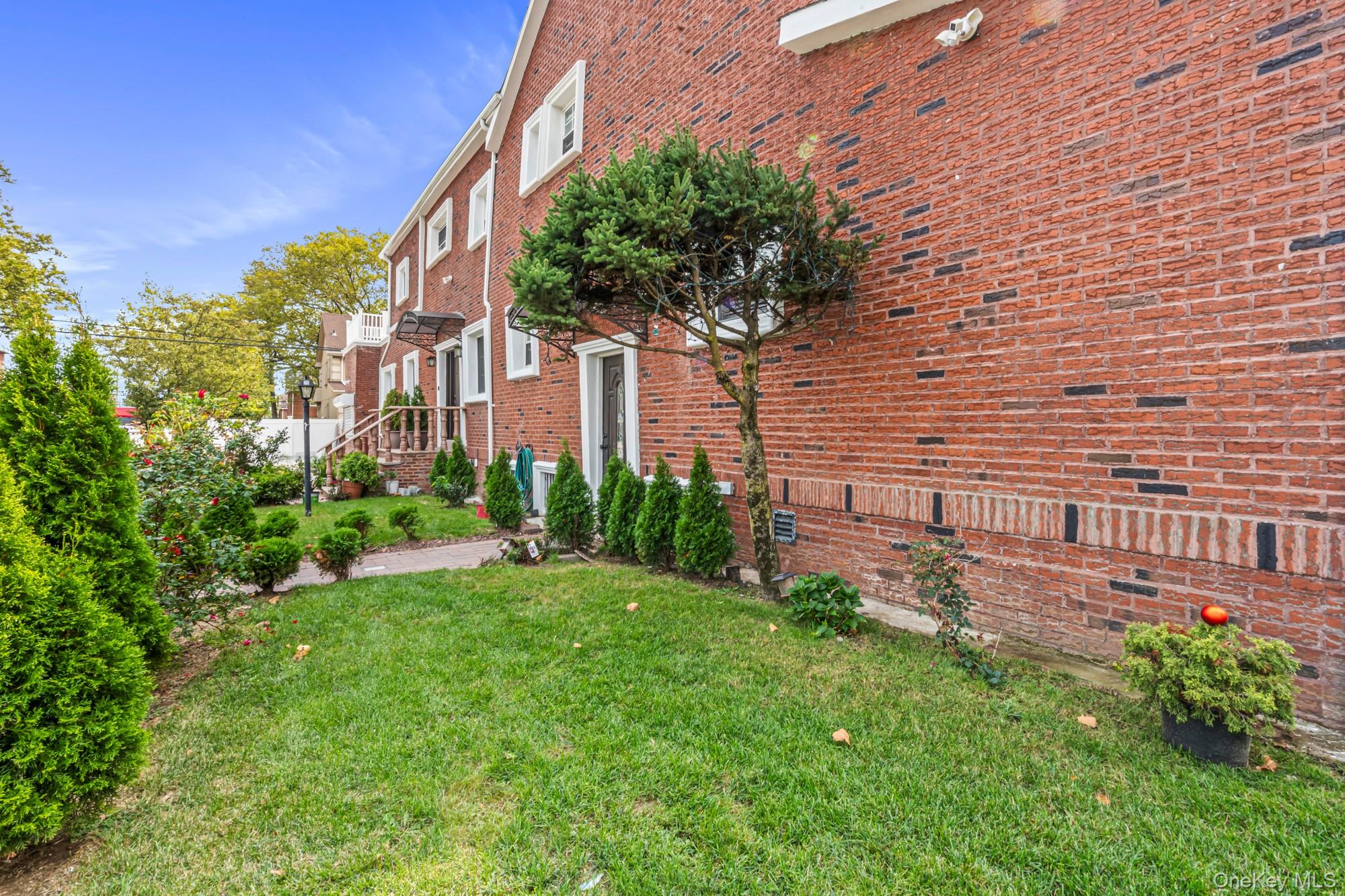 #4 photo, 116-01 221st Street, Cambria Heights , NY 11411