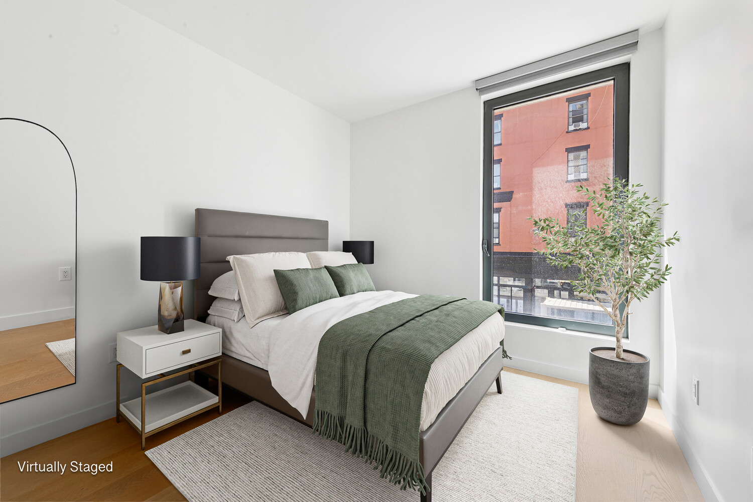 #10 photo, 45 E 7TH Street, East Village , NY 10003