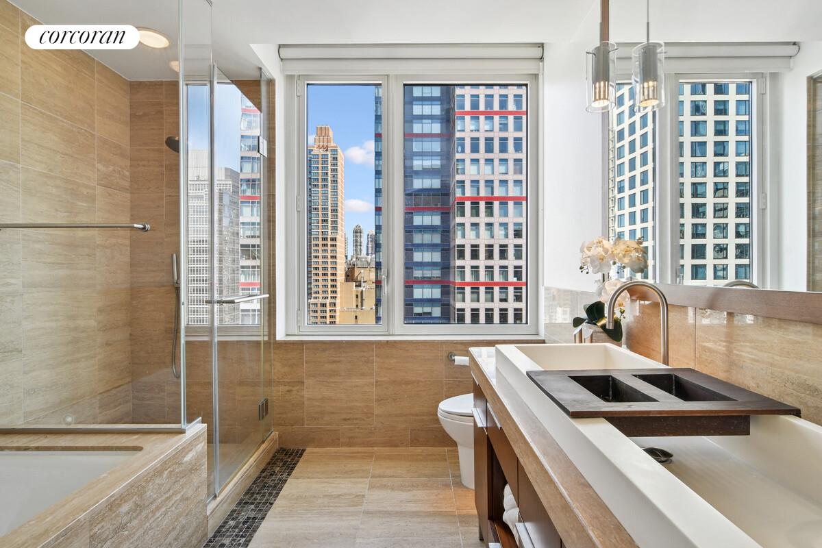 #12 photo, 250 E 53RD Street, Turtle Bay , NY 10022