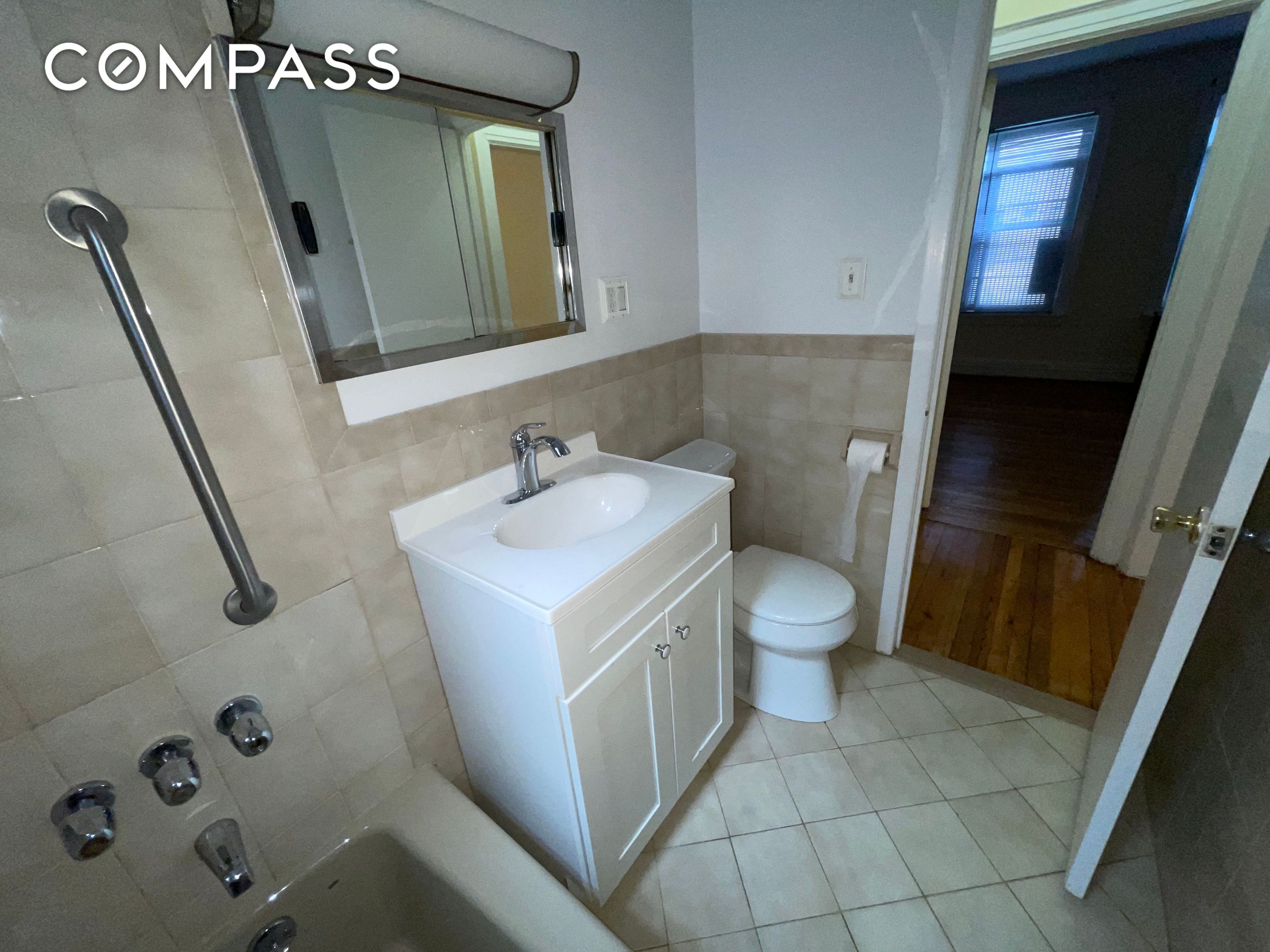 #12 photo, 31-74 33rd Street, Astoria , NY 11106