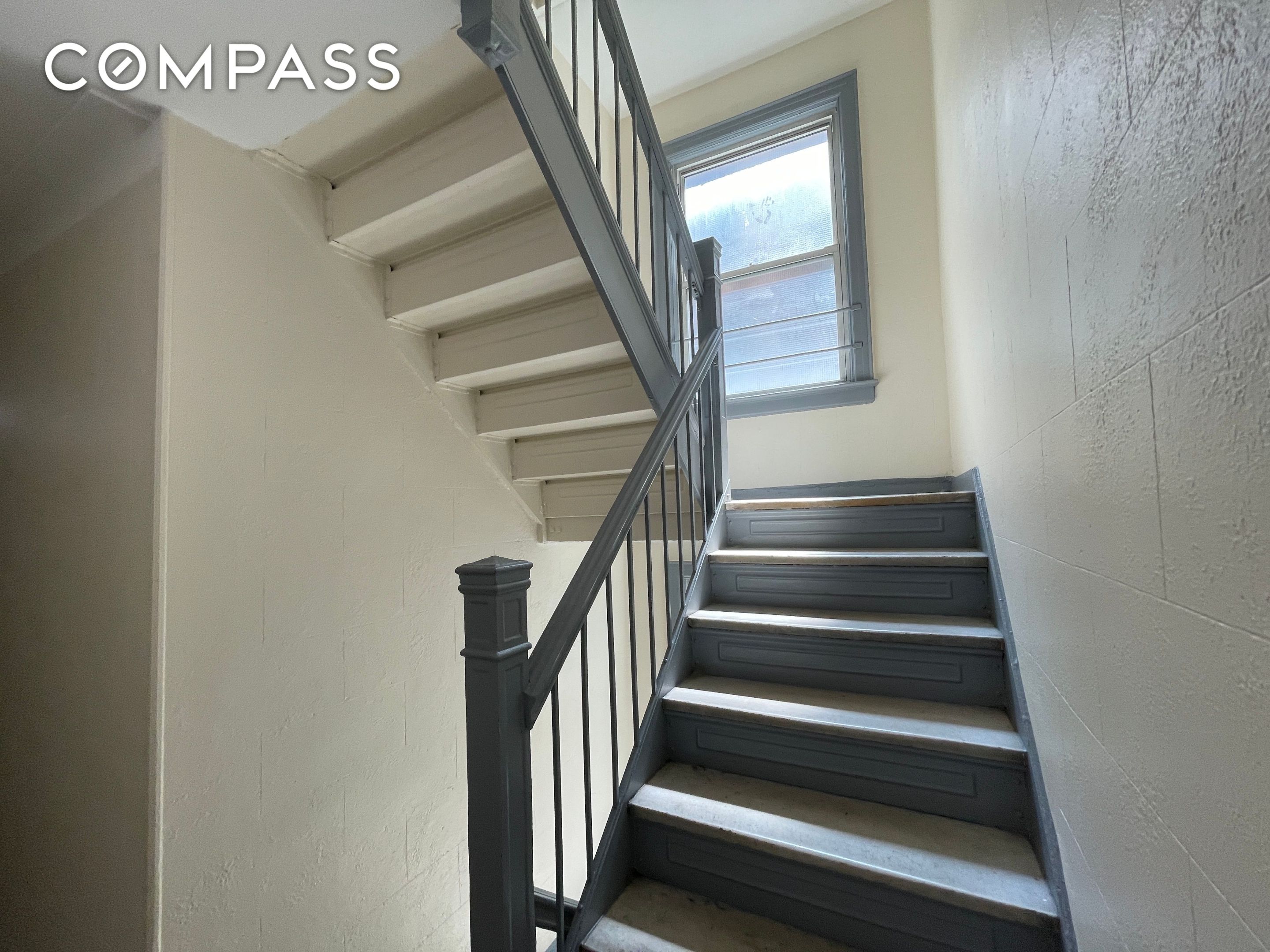 #5 photo, 31-74 33rd Street, Astoria , NY 11106