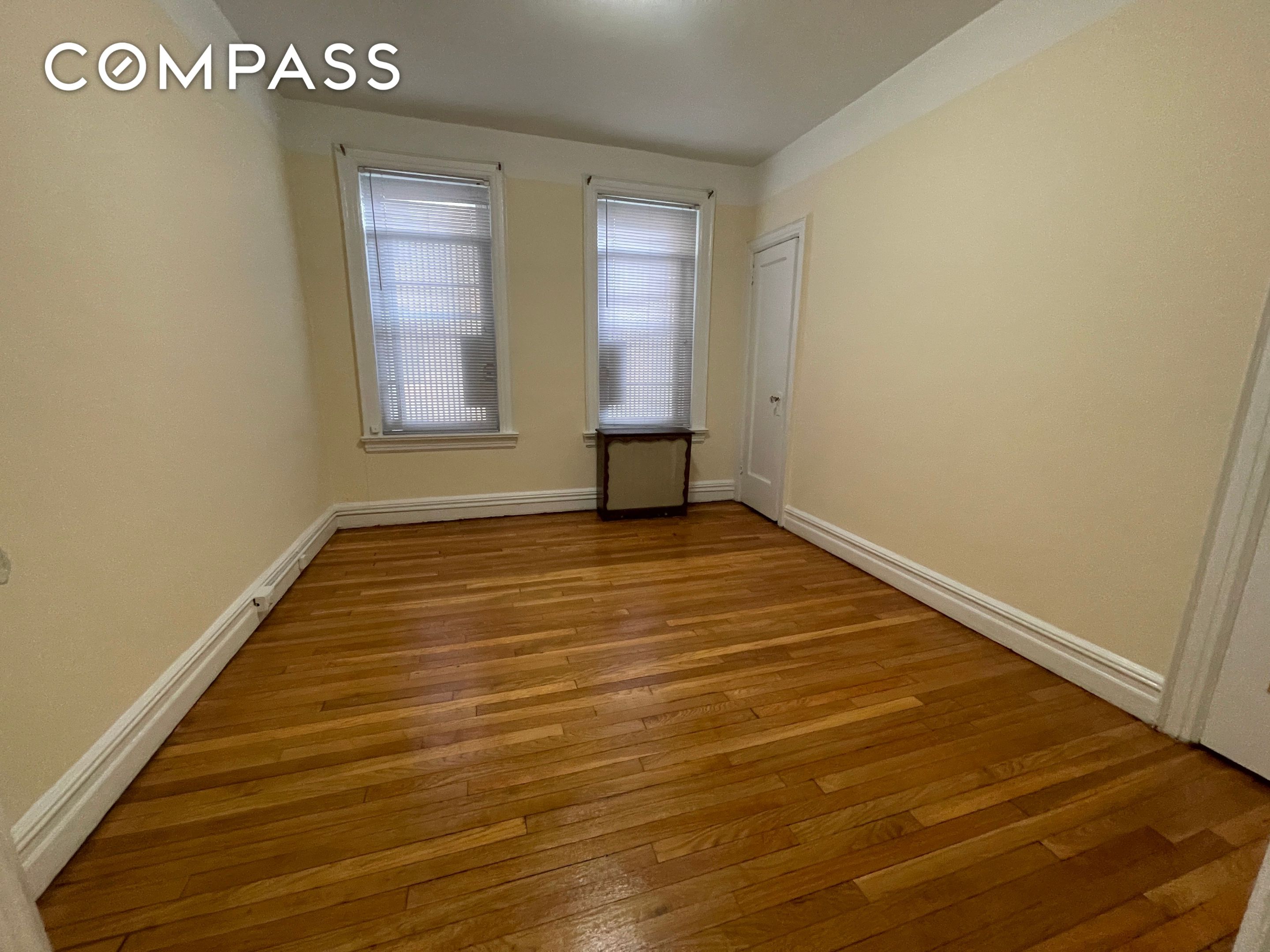 #8 photo, 31-74 33rd Street, Astoria , NY 11106