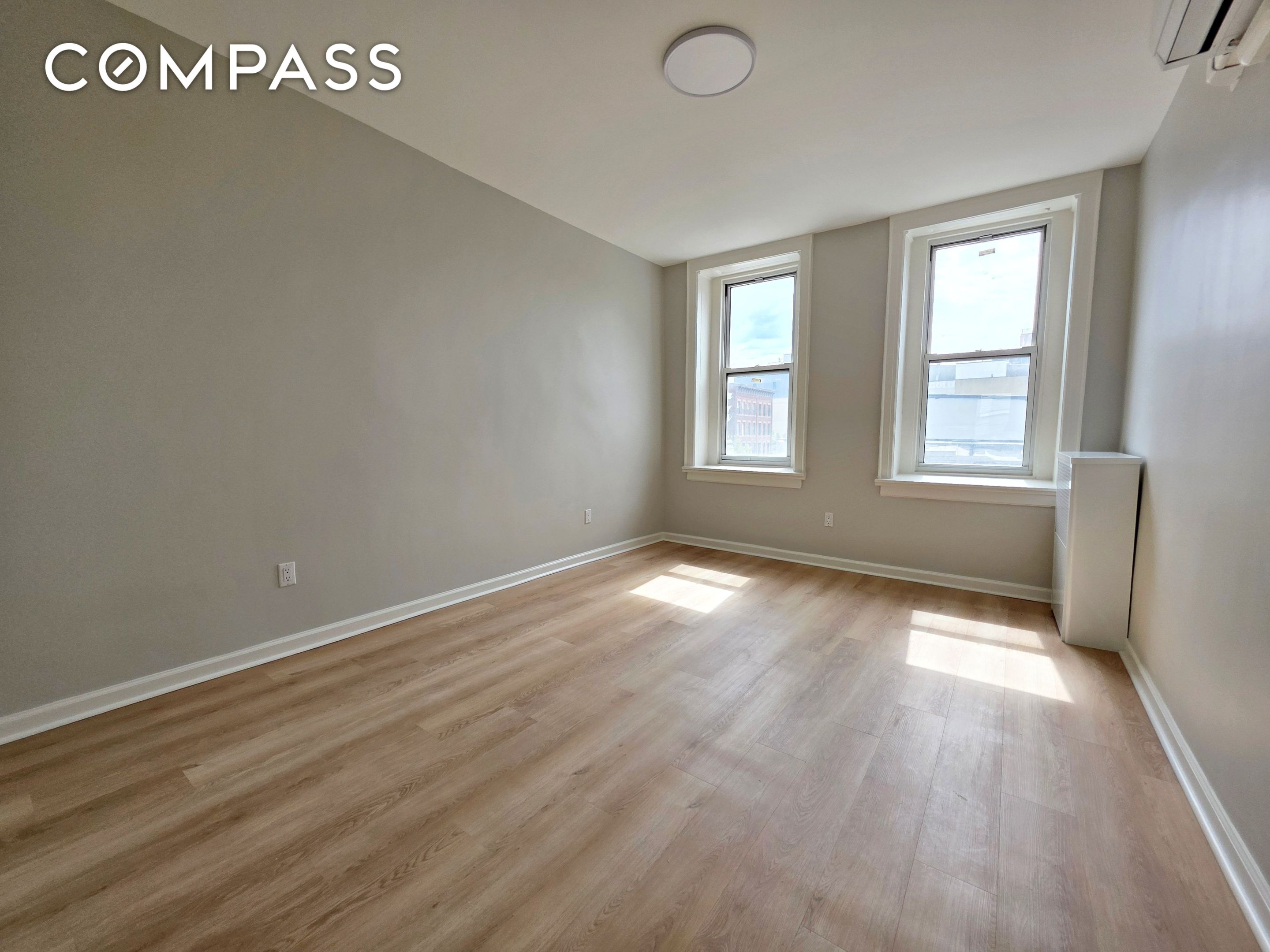 #9 photo, Brooklyn, Williamsburg , NY 11211