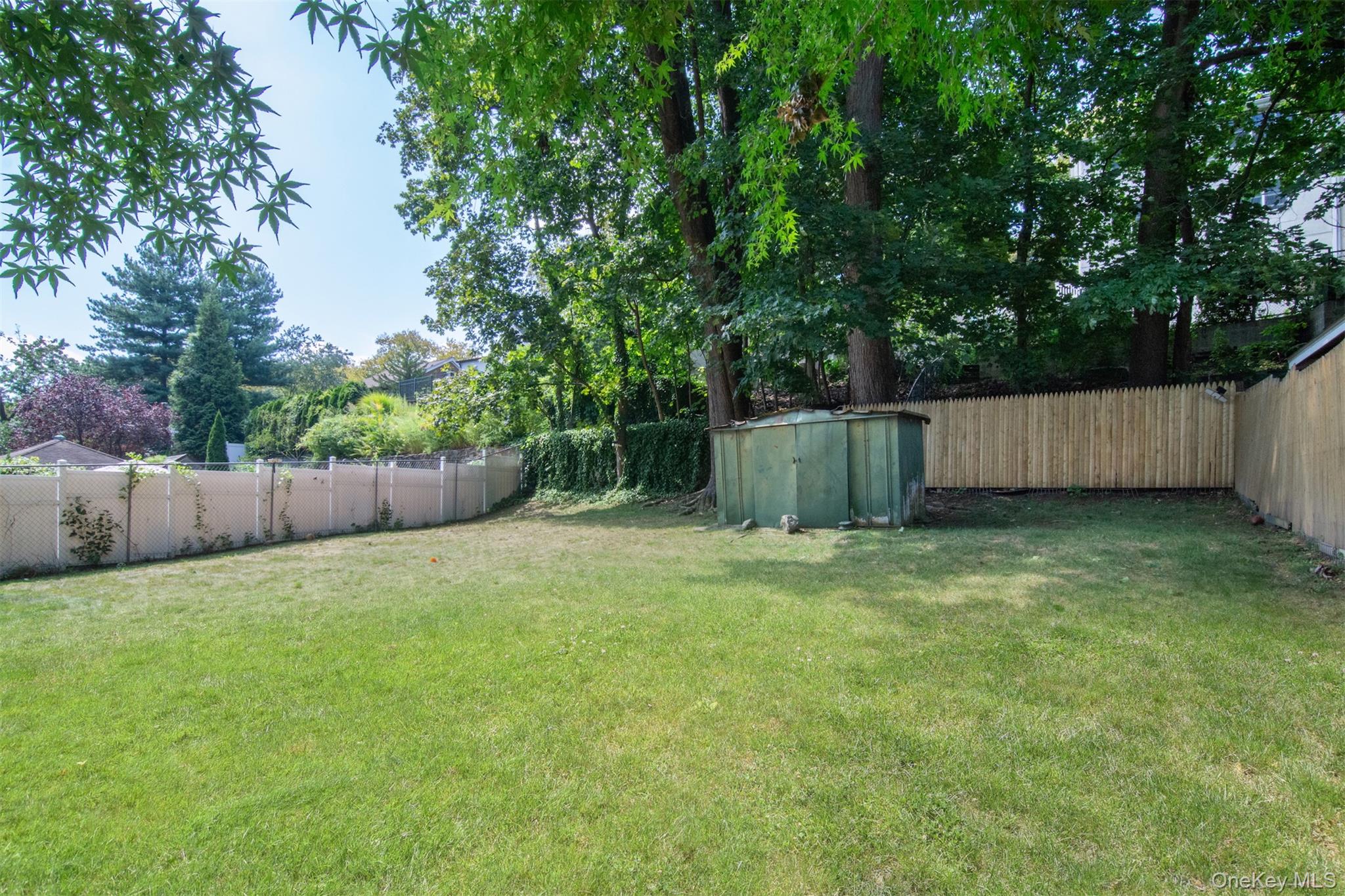 #18 photo, 306 Hutchinson Boulevard, Fleetwood , NY 10552