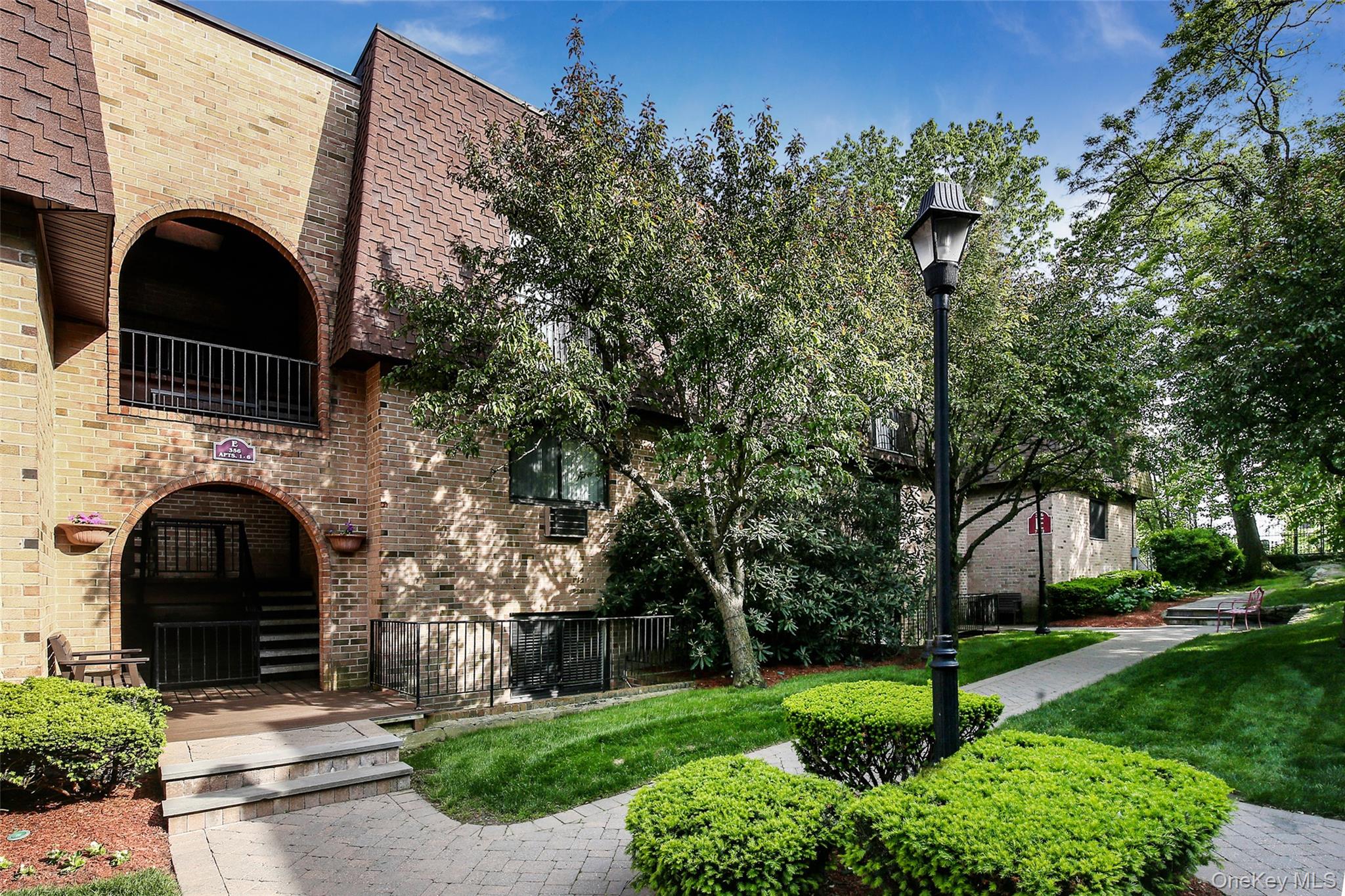 #2 photo, 356 Central Park Avenue, Scarsdale , NY 10583