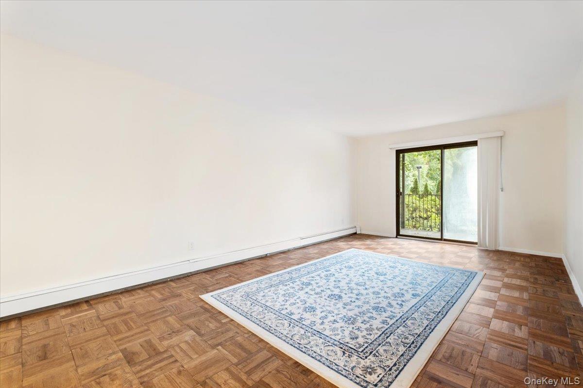 #4 photo, 356 Central Park Avenue, Scarsdale , NY 10583