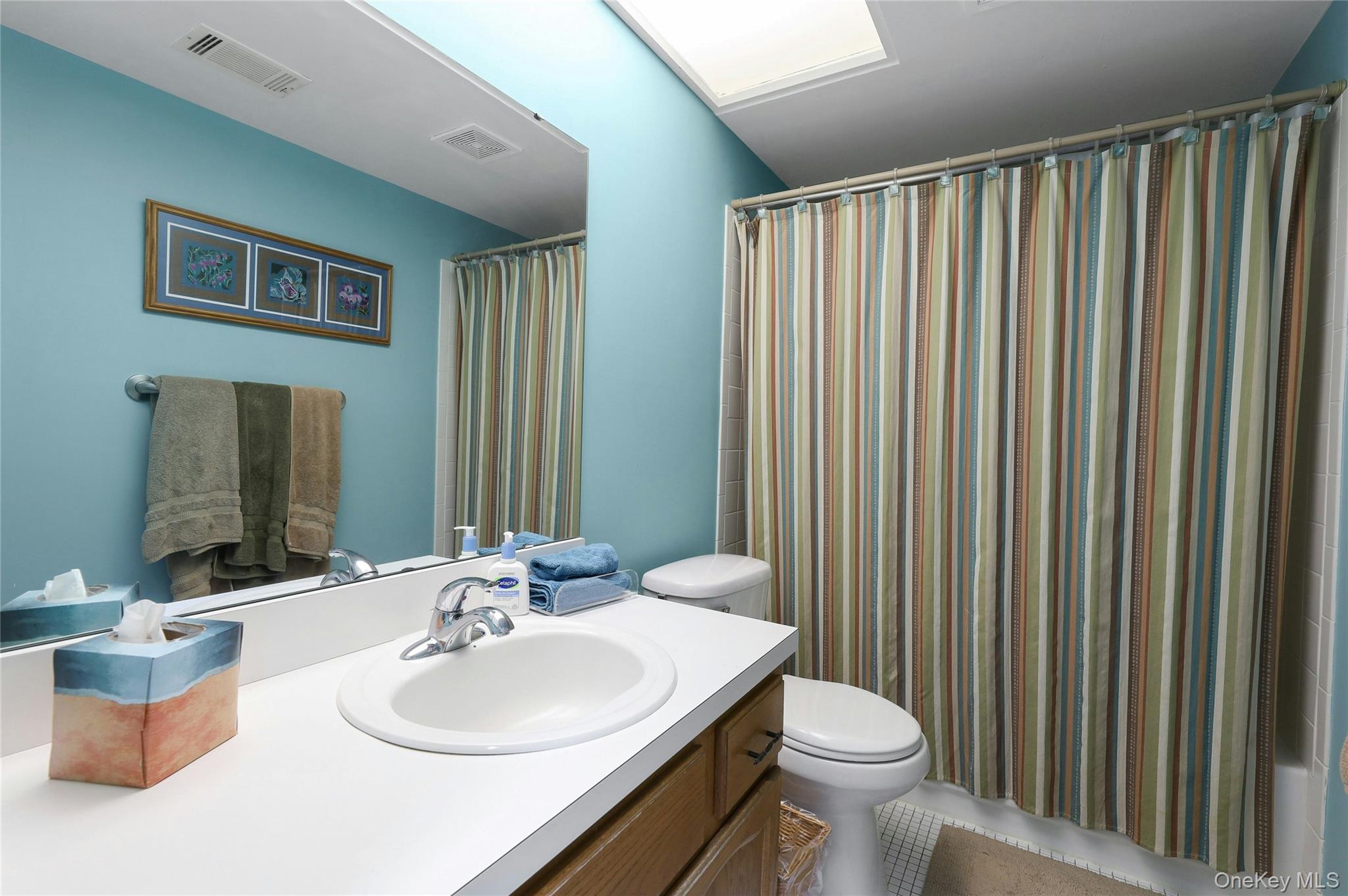 #18 photo, 180 Treetop Circle, Nanuet , NY 10954